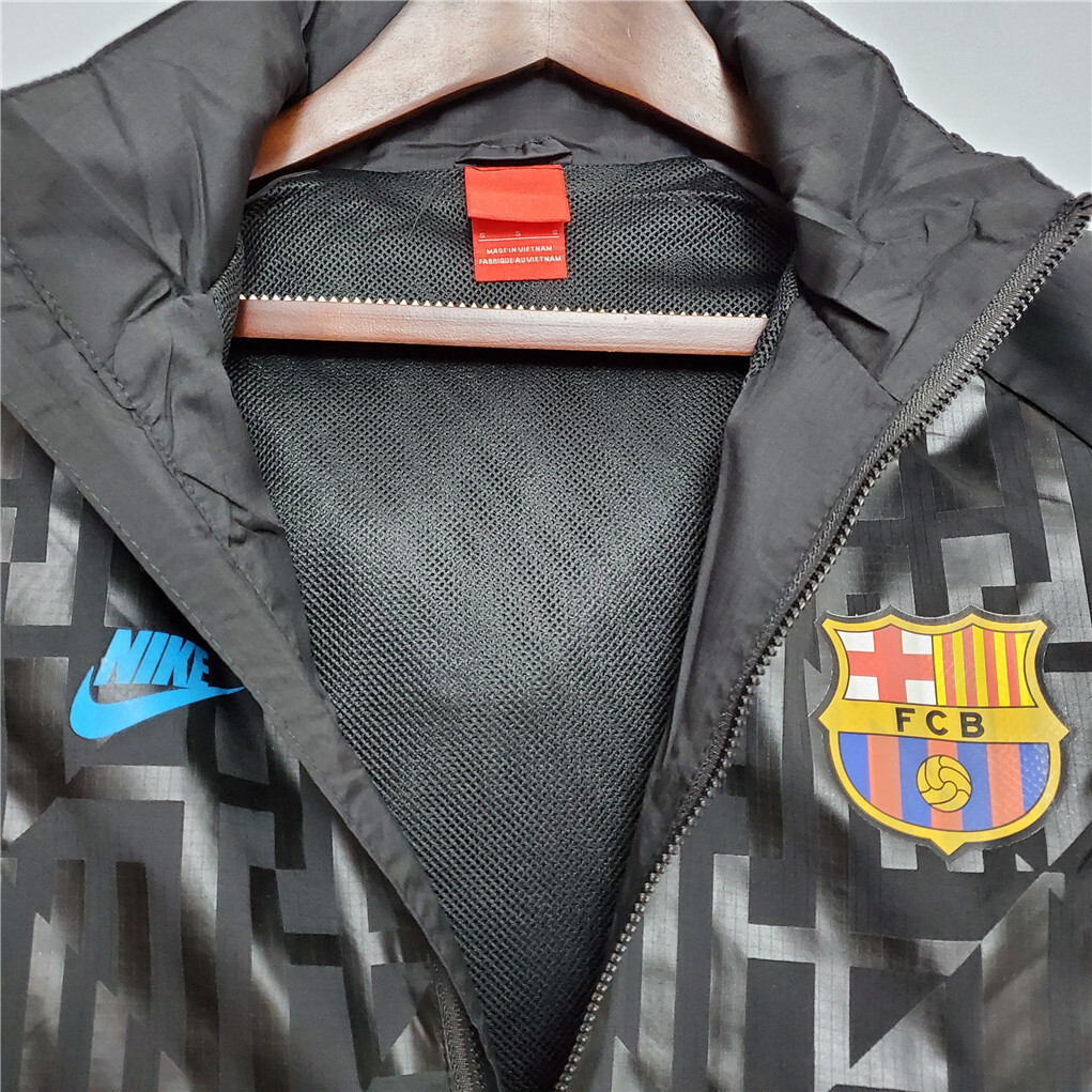 20-21 Barcelona black windbreaker 4