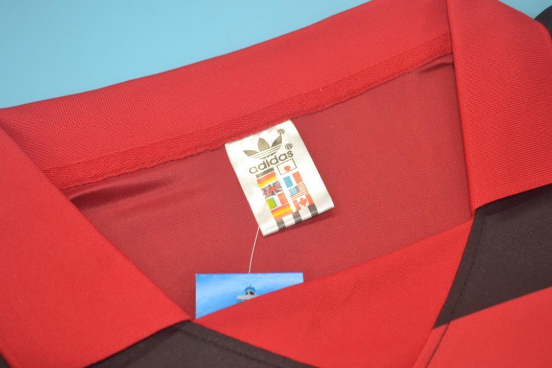 1982 Flamenco home red and black 2
