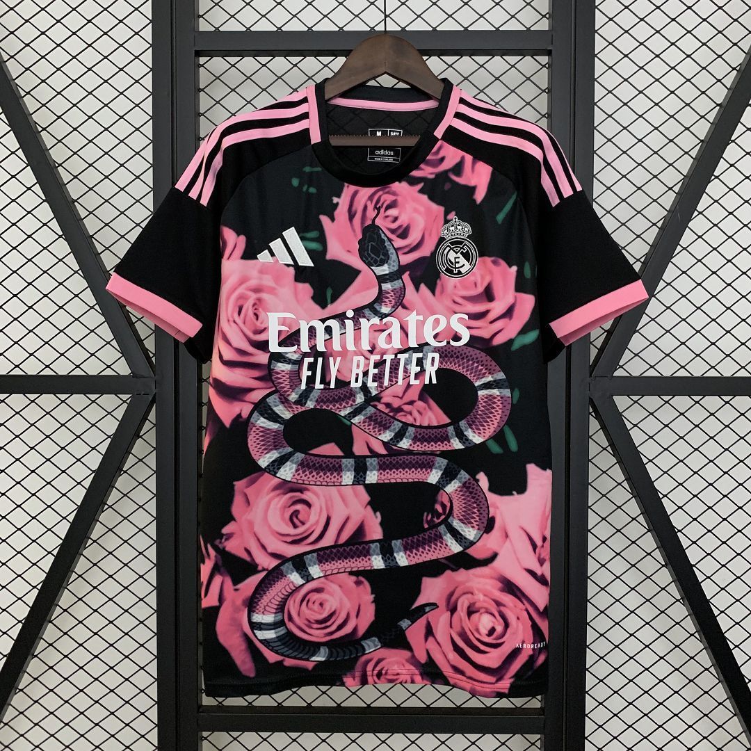 25-26 Real Madrid Pink Snake Special Edition Shirt Football Uniform AAAAJersey Dropship Yupoo