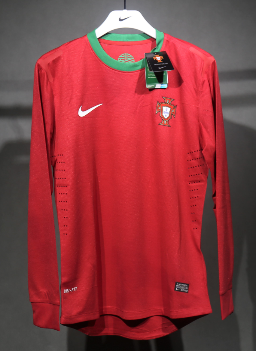 2012 Portugal Euro Cup Home Retro Kit Vintage Player Version Long Shirt AAAAJersey Dropship Yup