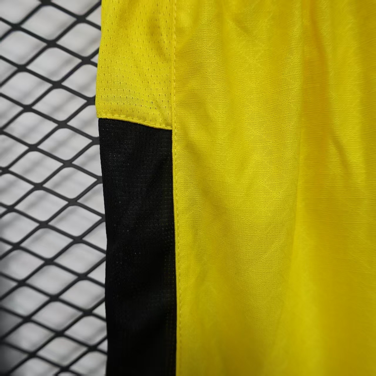 25-26 Dortmund Home Yellow Player Version Shorts AAAAJersey Supplier Yupoo 5