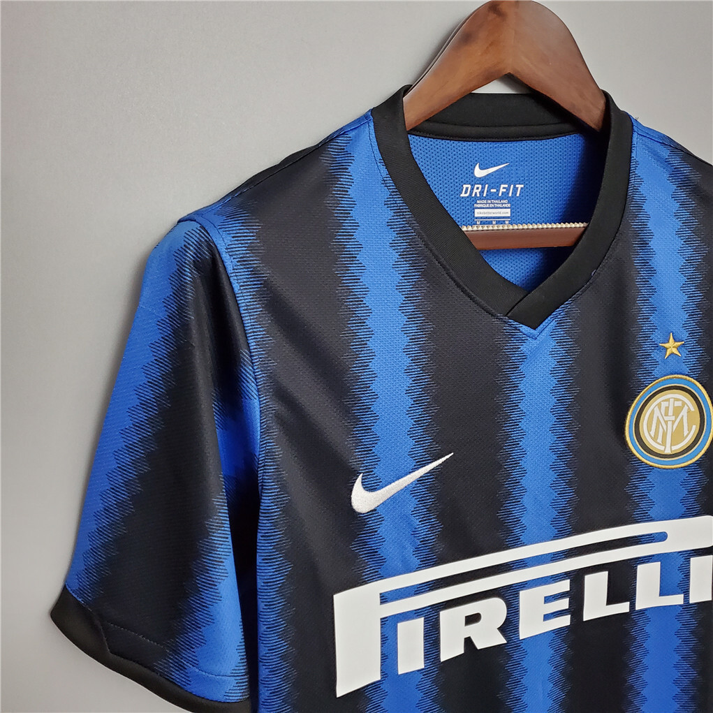 10-11 Inter Milan home 8