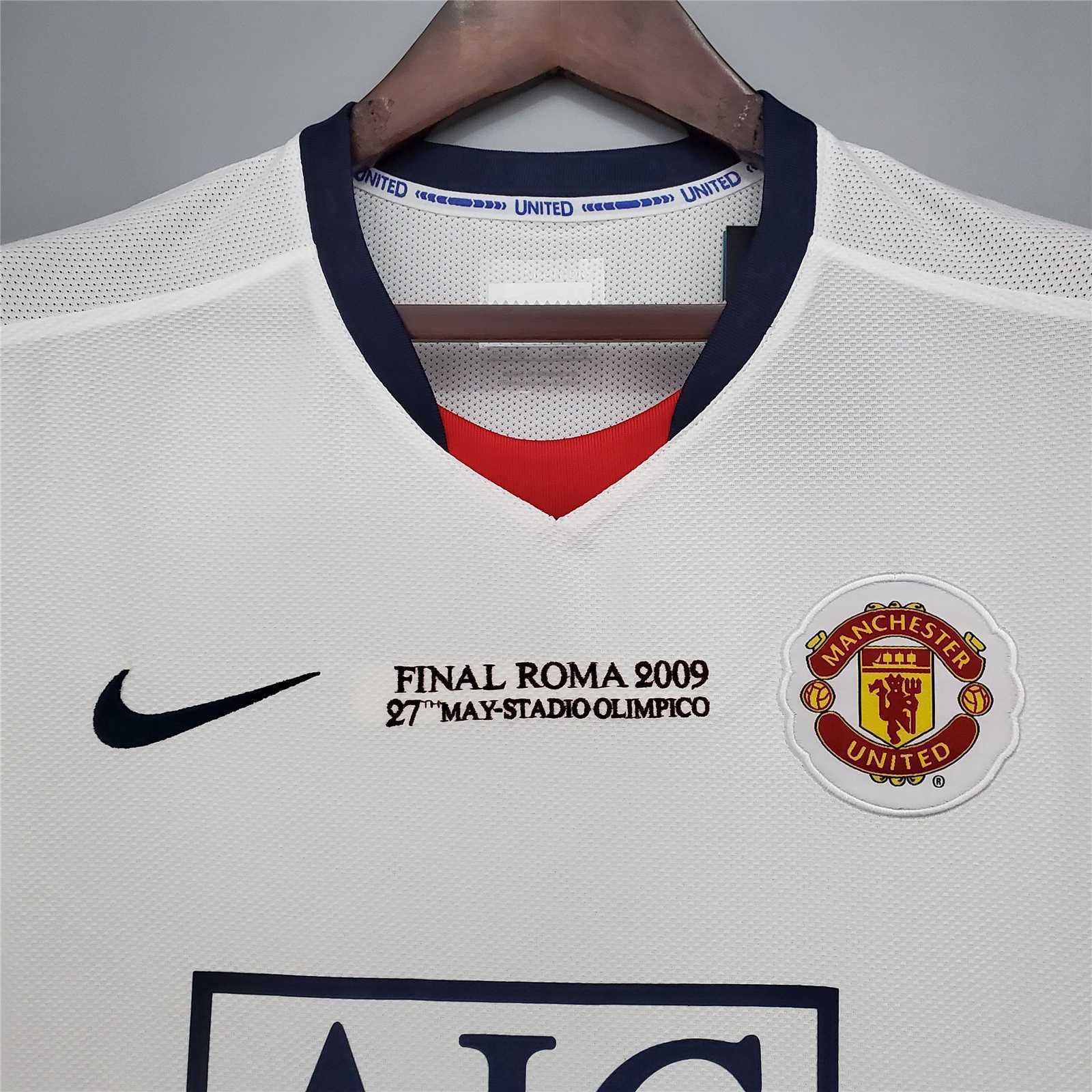 08-09 Manchester United away white Champions League 6