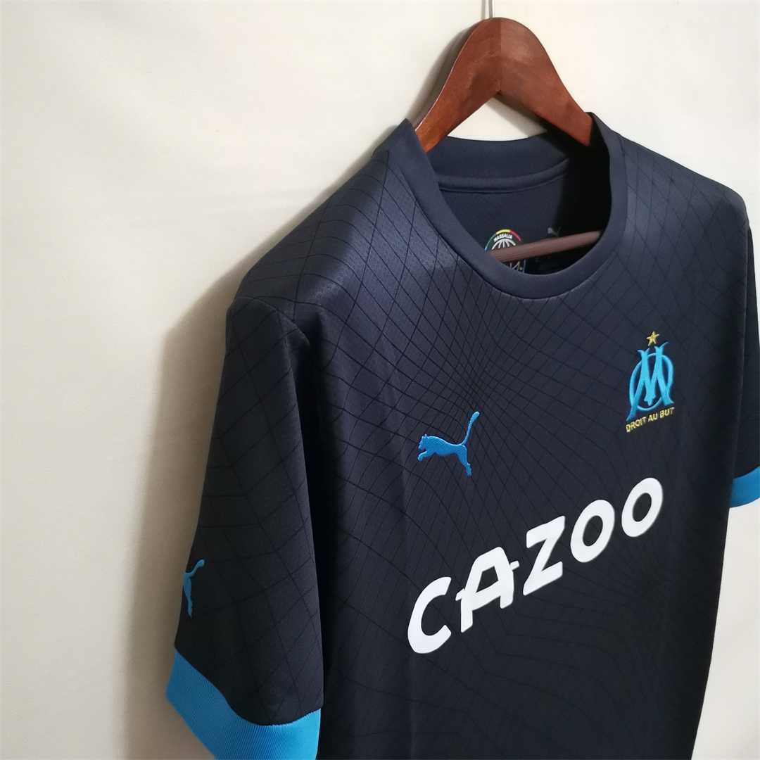 22-23 Marseille away 8