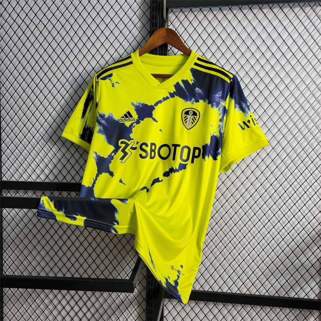 22-23 Leeds United away 3