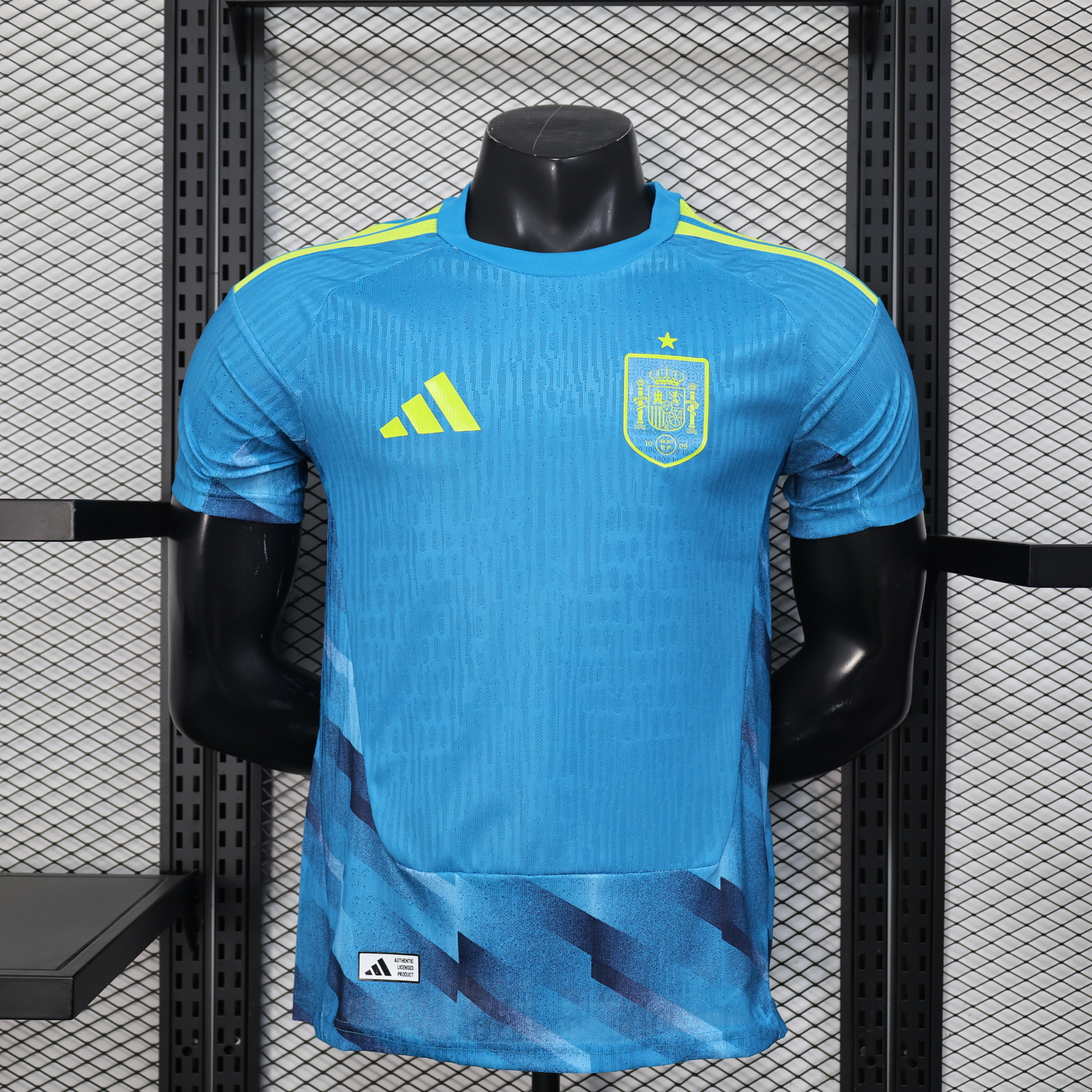 2026 Spain Training Uniform Player Version Football T-Shirt AAAAJerseys Supply Yupoo
