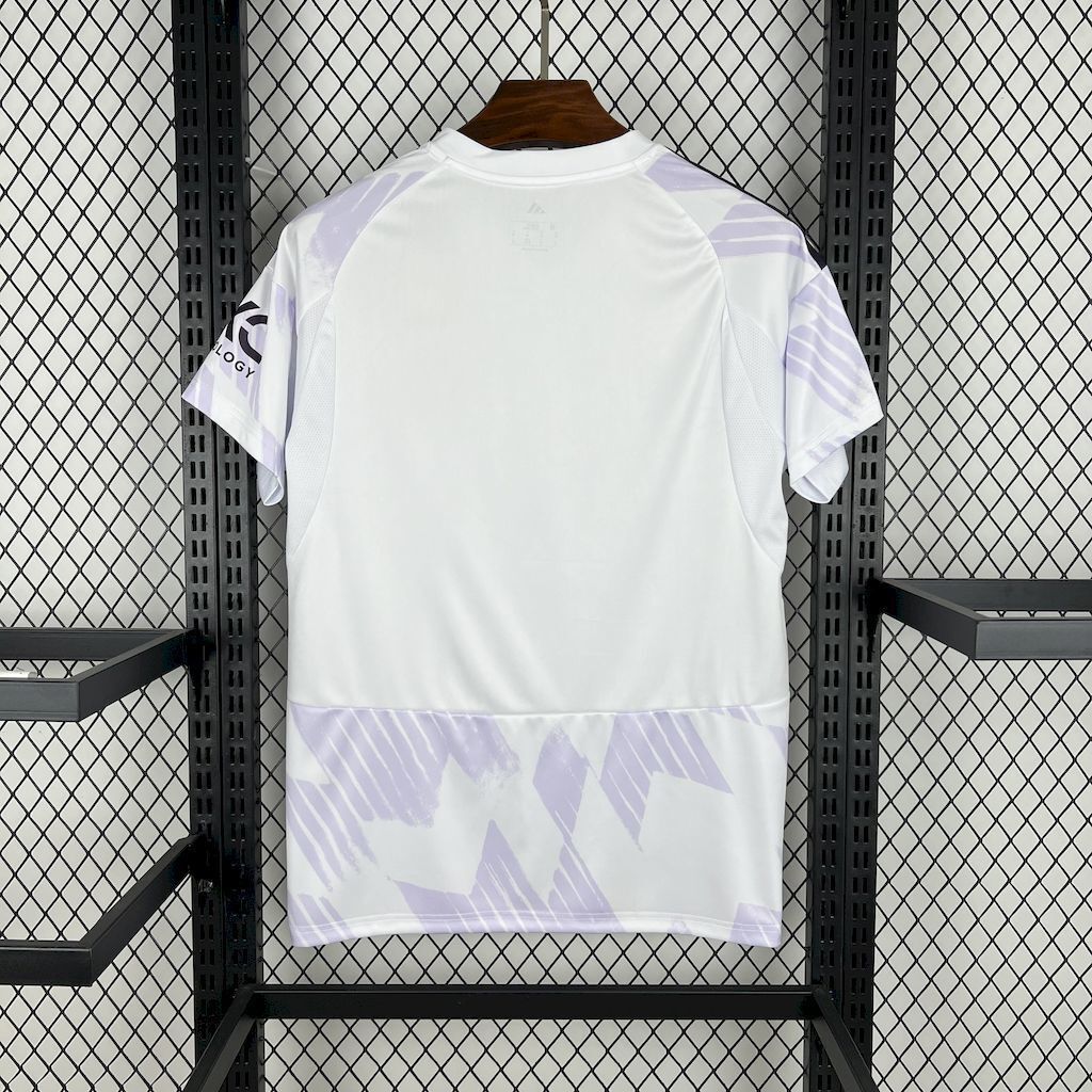 25-26 Manchester United Away Kit Football T-Shirt AAAAJersey Supply Yupoo 1
