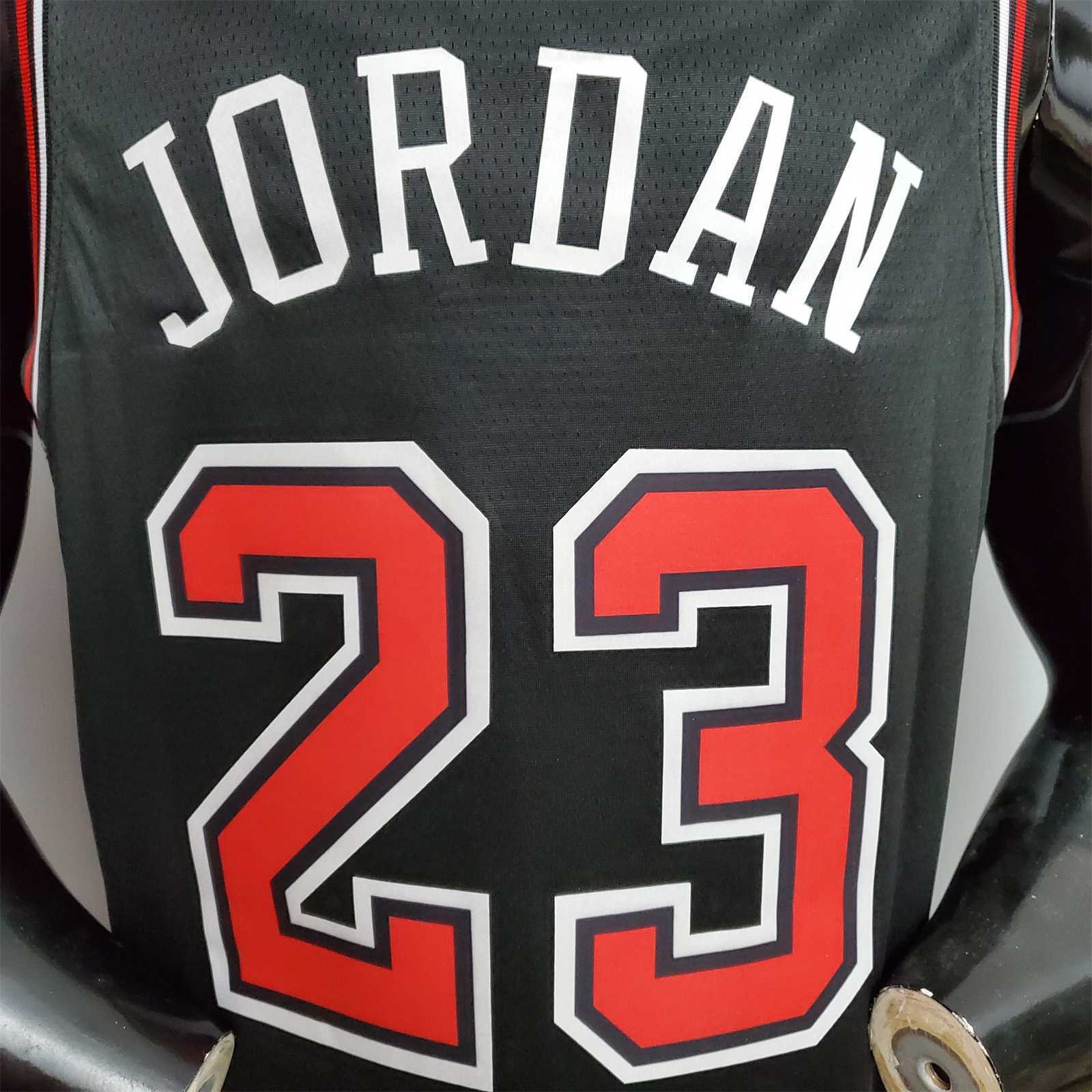 Jordan #23 Chicago Bulls black 6