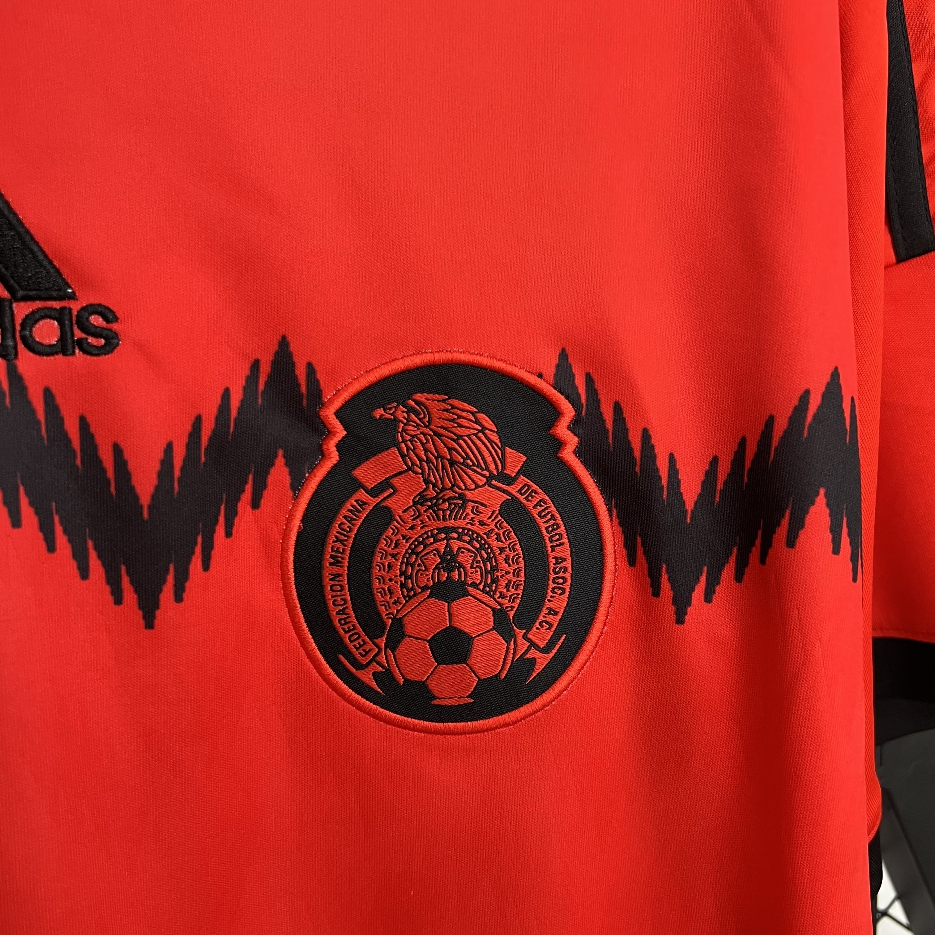 2014 Mexico Away Retro Kit Vintage Football Shirt AAAAJersey Wholesale Yupoo 3