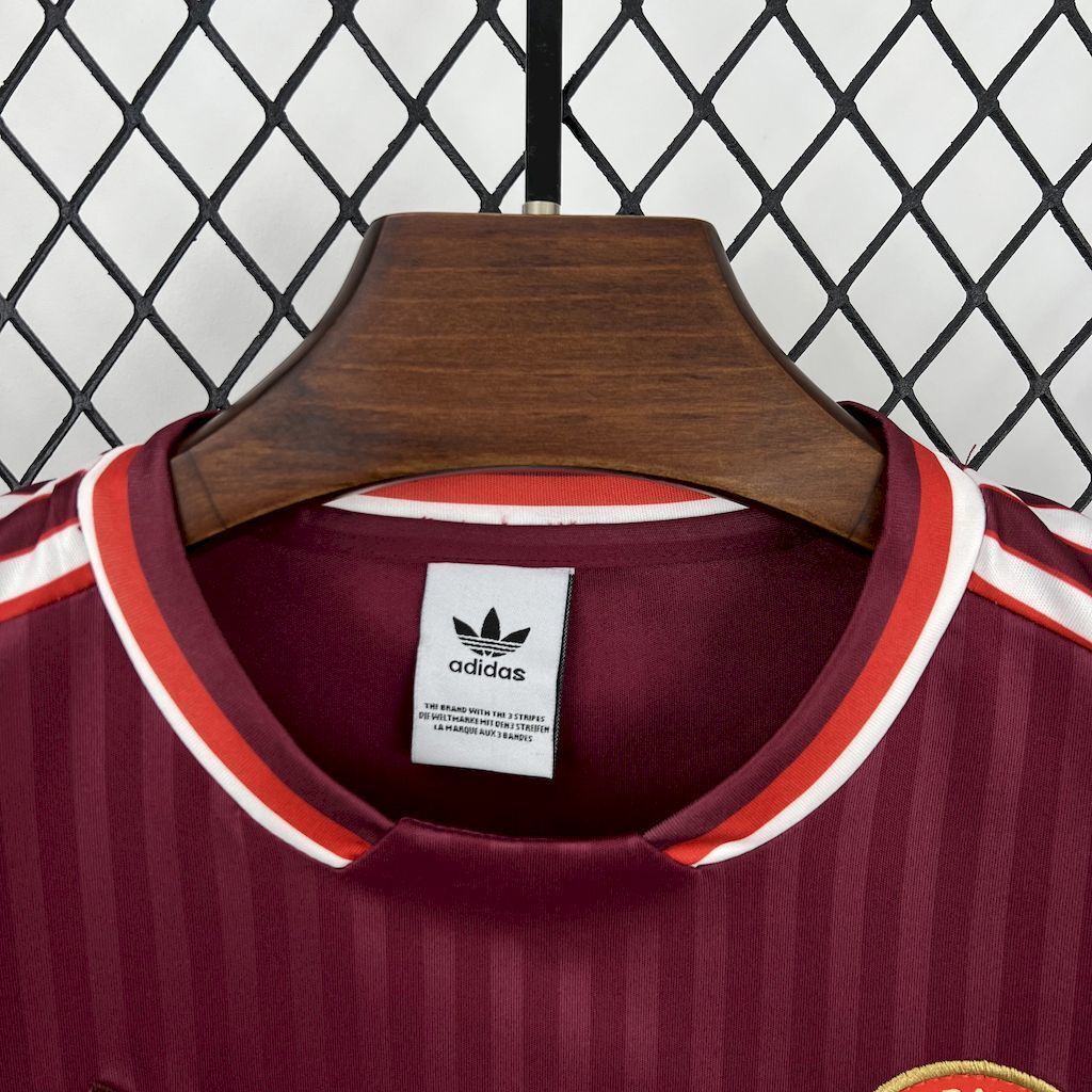 25-26 Bayern Munich Terrace Icons Kid Kits Youth Apparels AAAAJersey Wholesale Yupoo 8