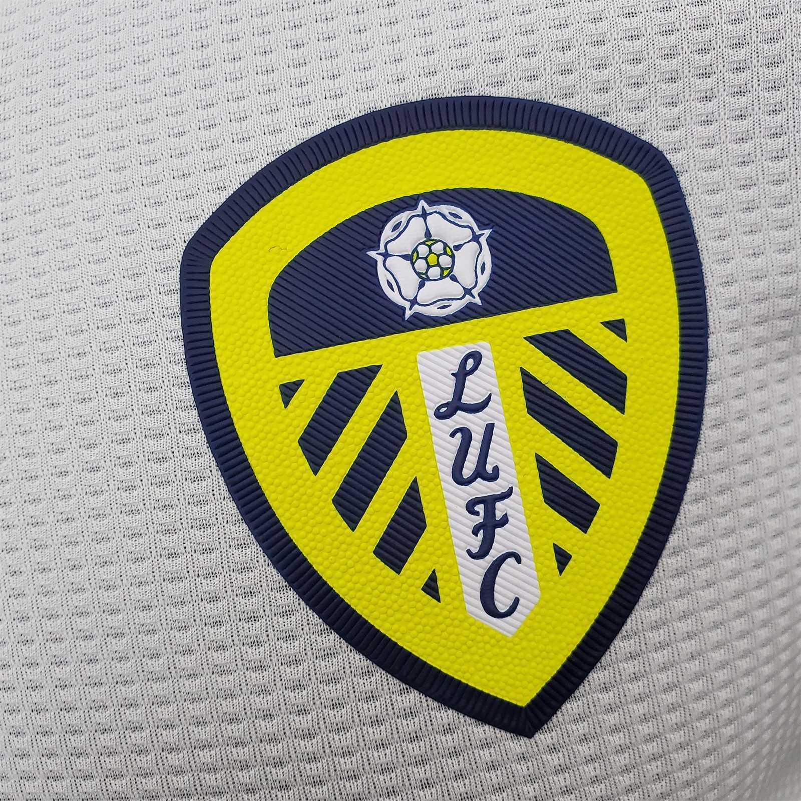 21-22 Leeds United home player version 10