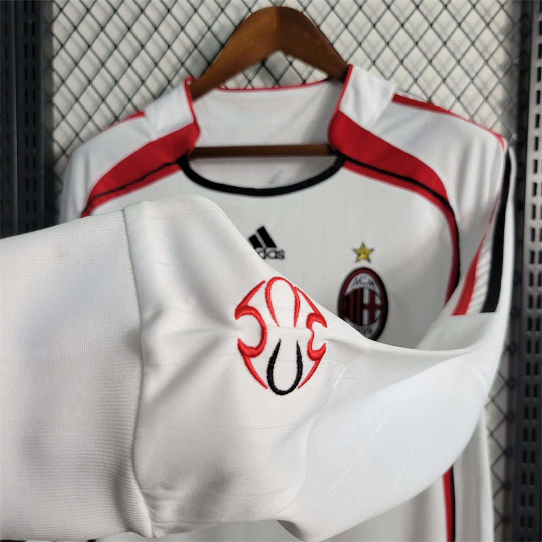 06-07 AC Milan away long sleeve 1