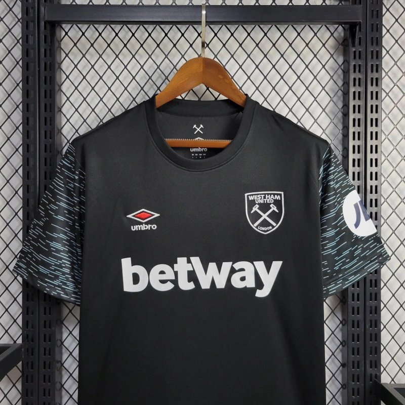 24-25 West ham United Black Shirt Football AAAAJersey Yupoo 2