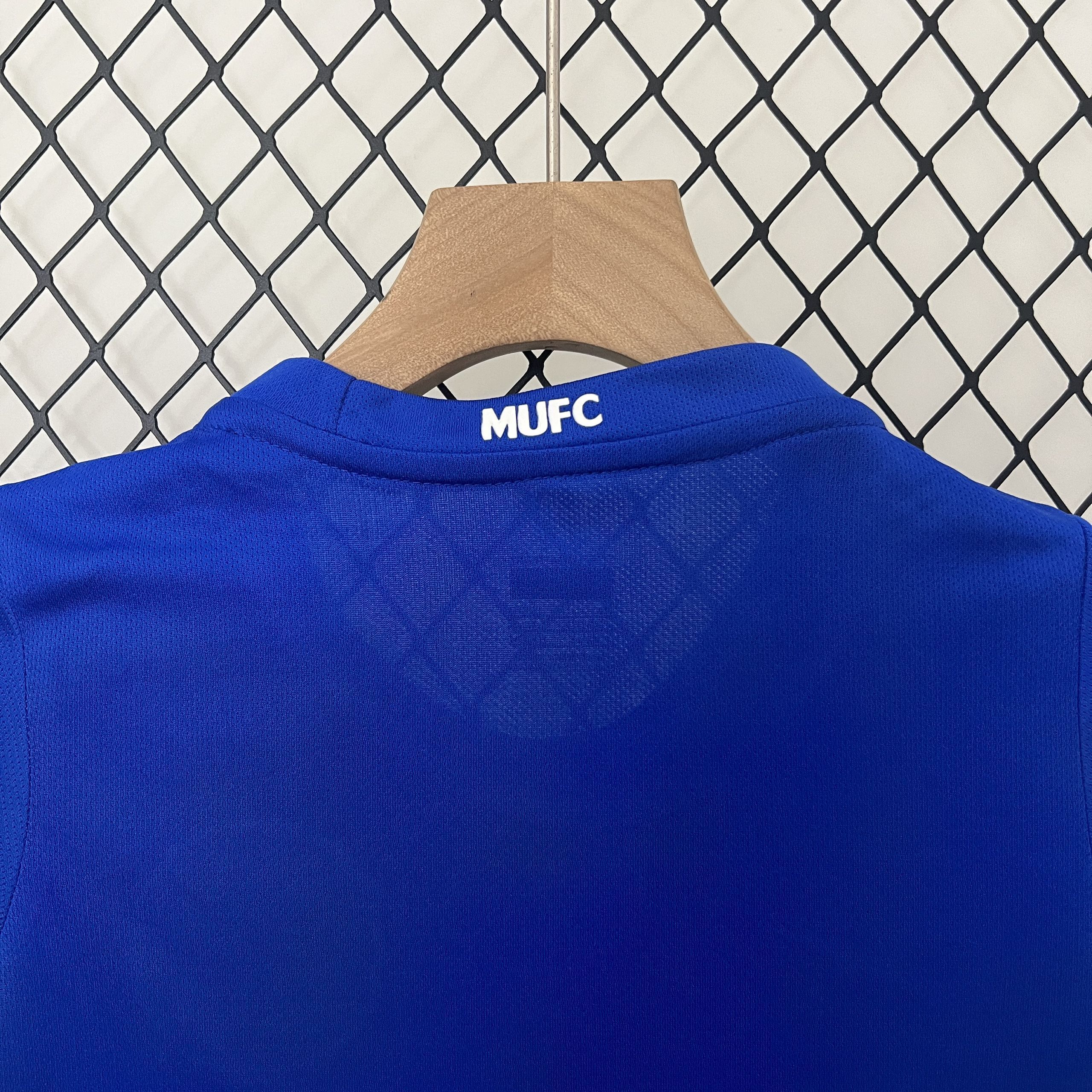 08-09 Manchester United Third Retro Kid Kits Children Sets Jerseys Supllier Yupoo 1