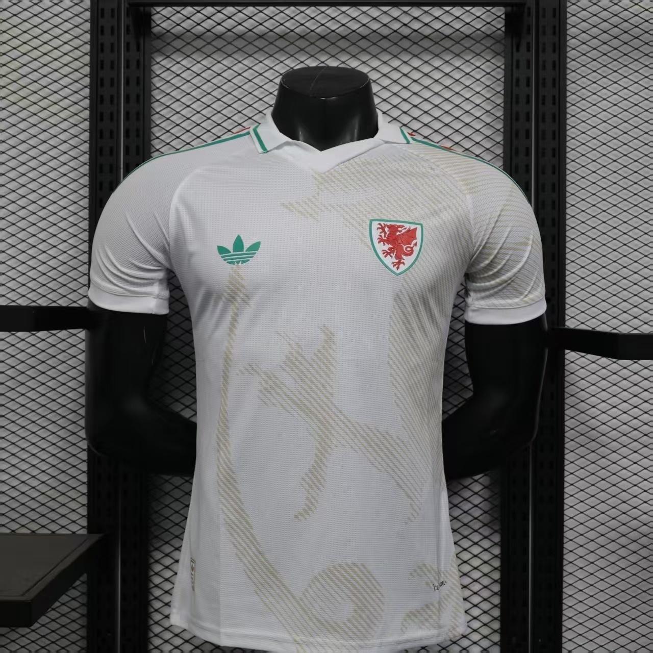 2026 Wales World Cup Away Kit Football Player Version T-Shirt AAAAJerseys Supply Yupoo