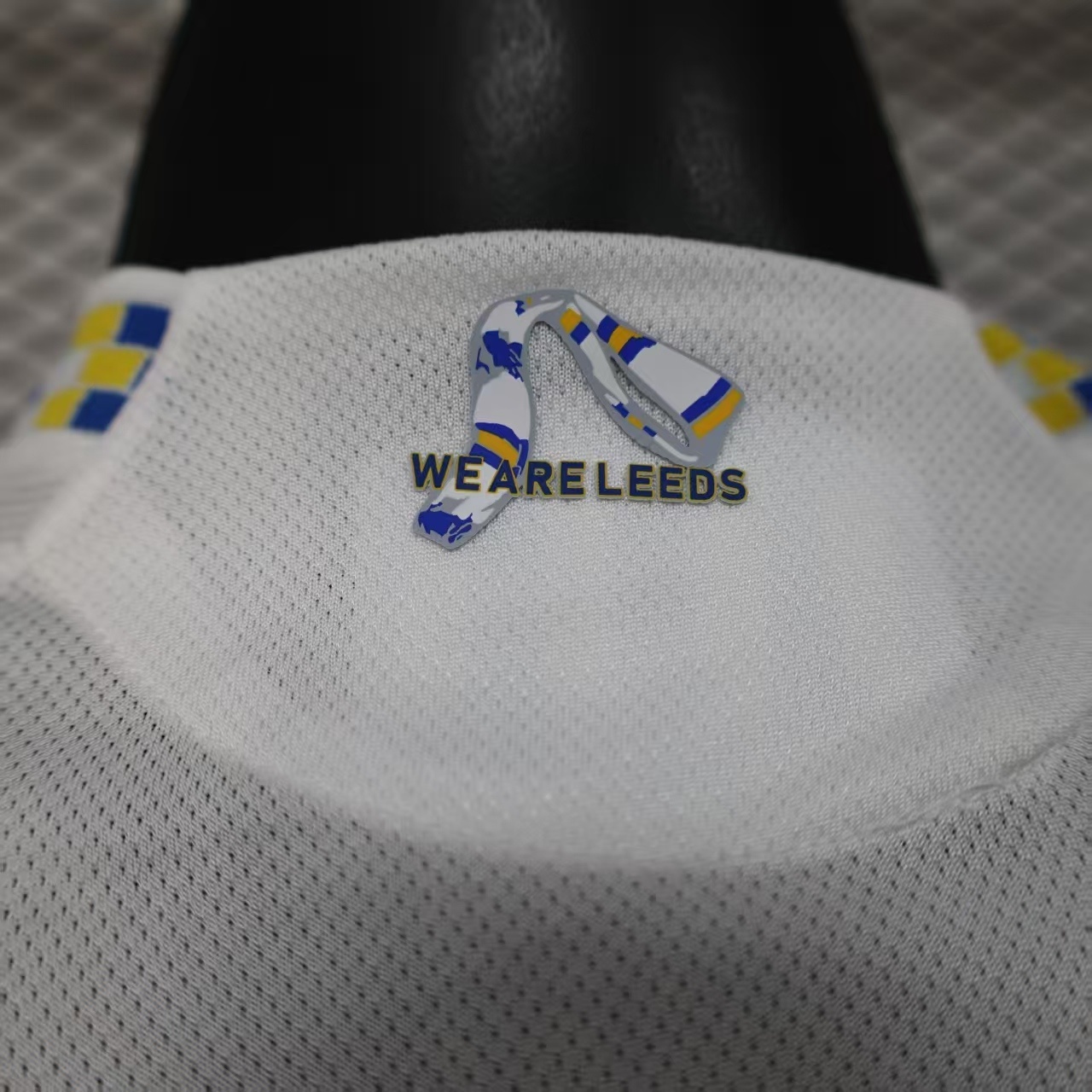 25-26 Leeds United Home Kit Football Player Version Shirt Apparels Sport AAAAJersey Yupoo 3