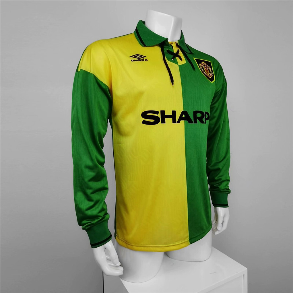 92-94 Manchester United away long sleeve 5
