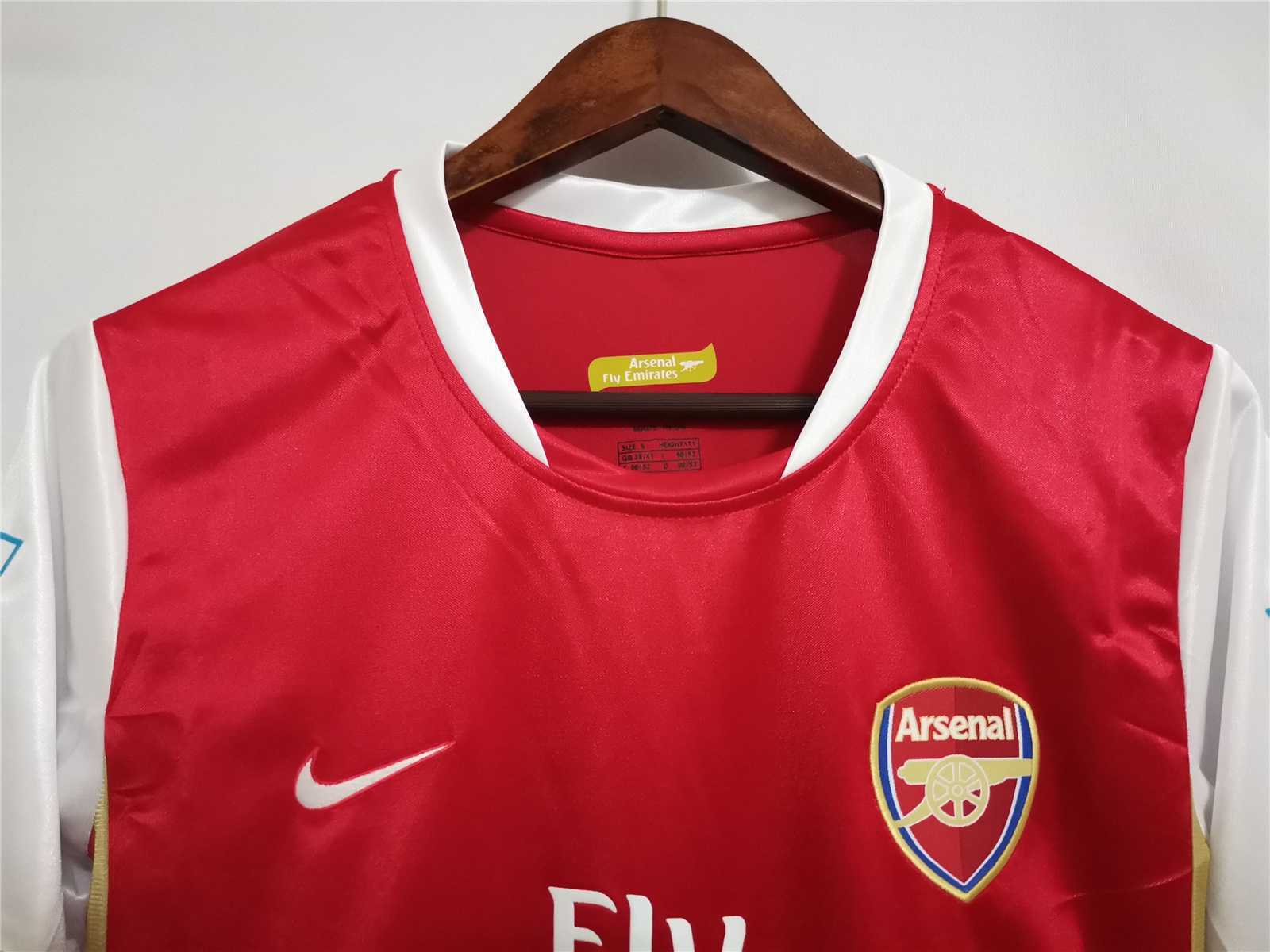 06-07 Arsenal home red 6