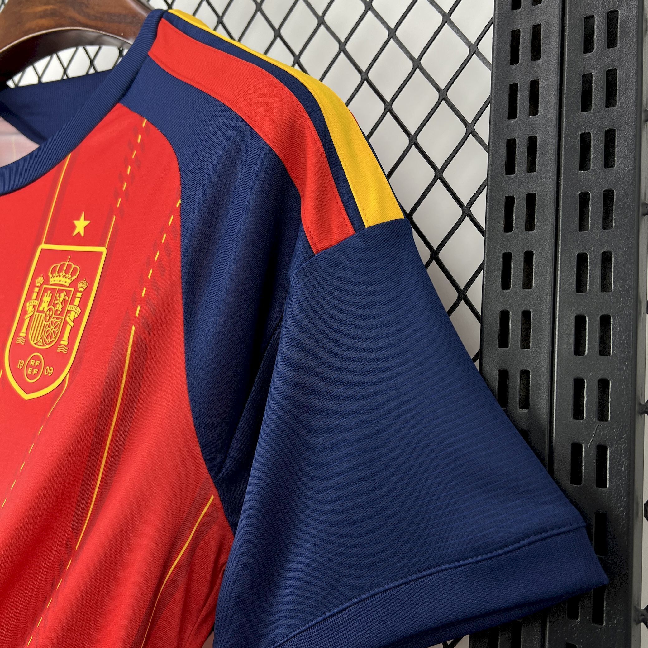 2026 Spain Home Kit Soccer World Cup T-Shirt AAAAJersey Supply Yupoo 2