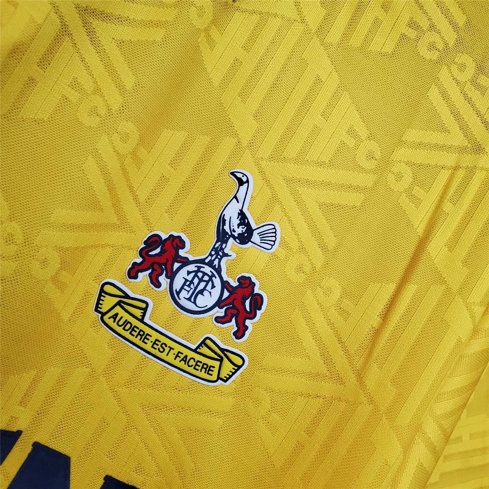 92-94 Tottenham Hotspur away yellow 6