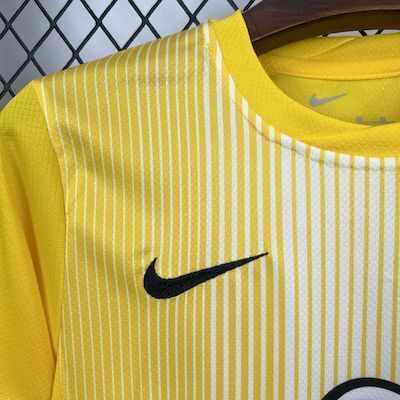 25-26 Atletico Madrid Yellow Goalkeeper Kid Kits Youth Apparels Sino AAAAJersey Supply Yupoo 5