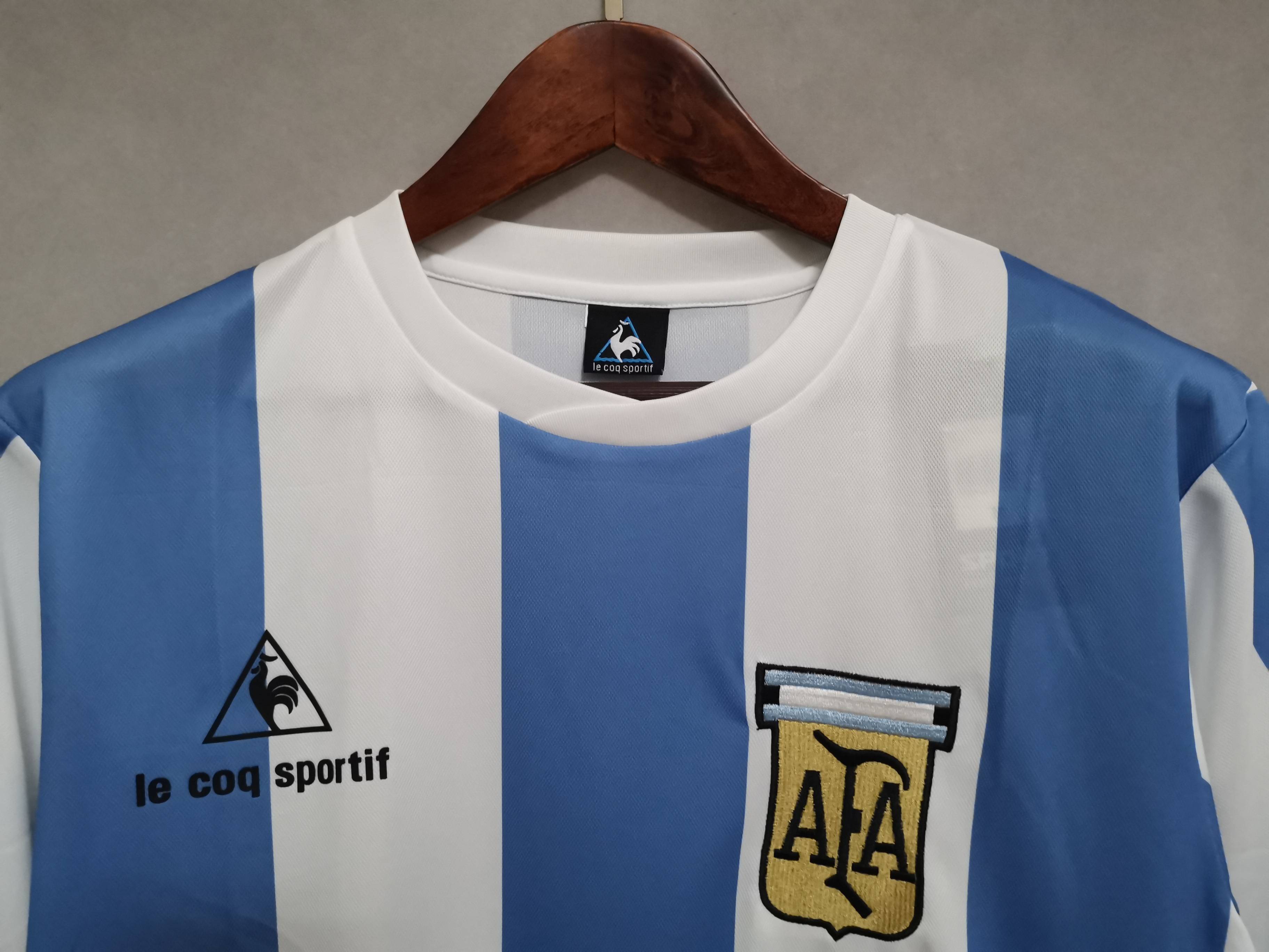 1985 Argentina home 7