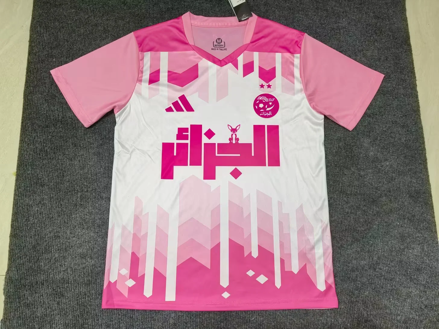2025 Algeria Special Edition Kit été Pink&White T-Shirt Football Sport AAAAJersey Dropship Yupo