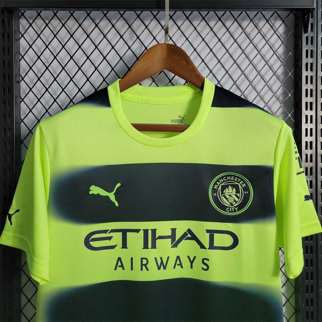22-23 Manchester City third away 10