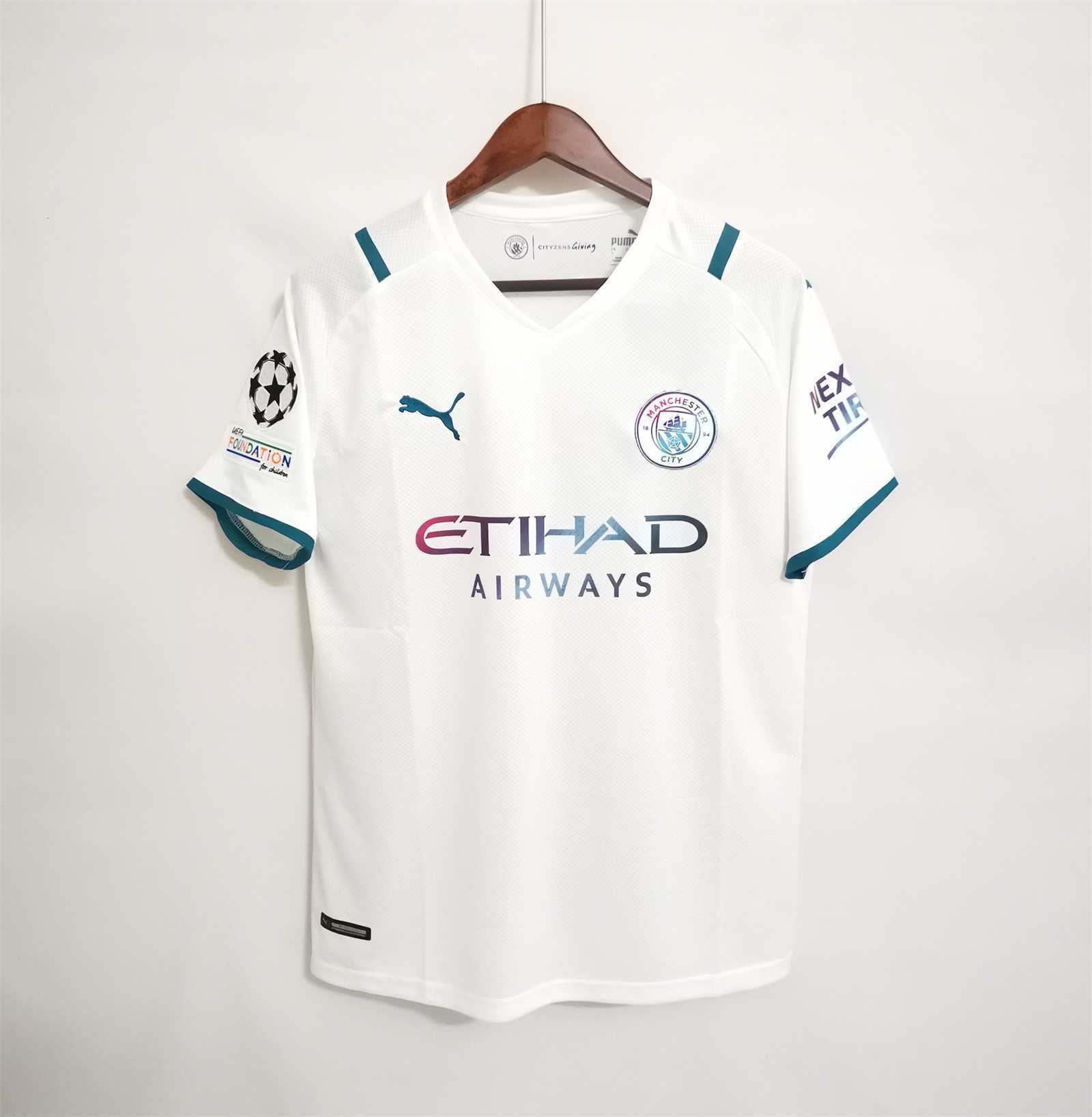 21-22 Manchester City away 16