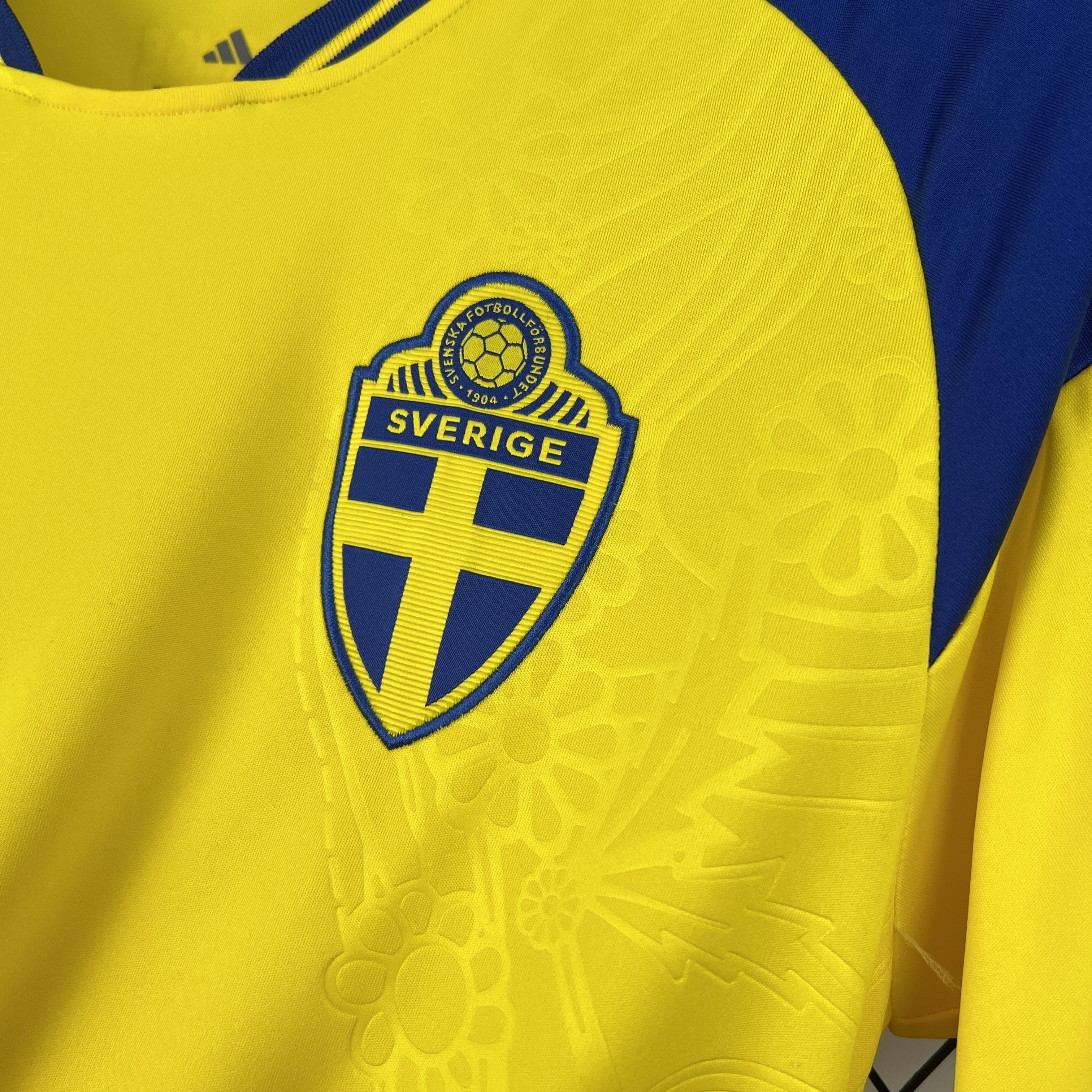 2026 Sweden World Cup Home Kit Football T-Shirt AAAAJerseys Supply Yupoo 5