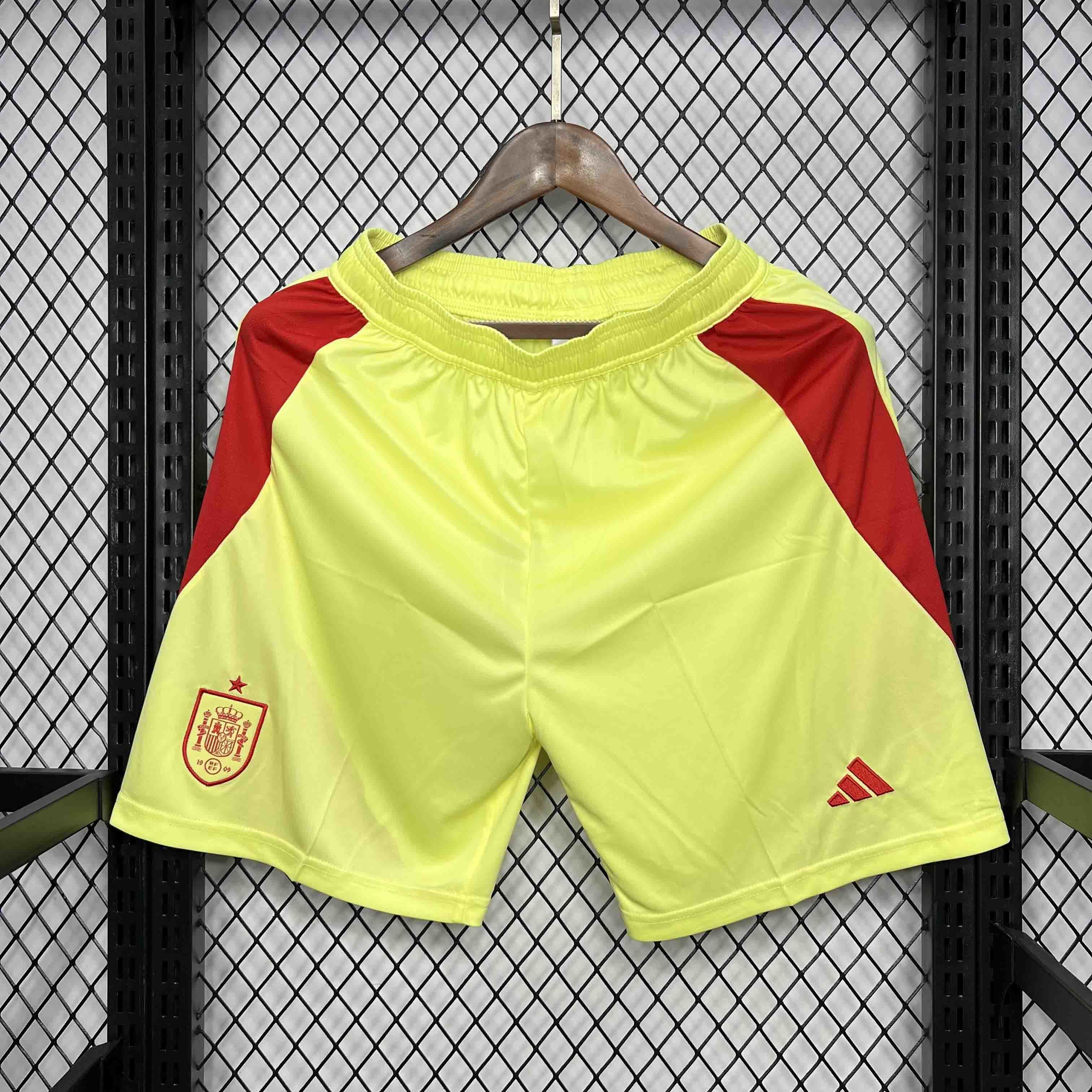 2024 Spain Away Shorts UEFA Euro 2024 Football Uniform AAAAJerseys Dropshipping Yupoo