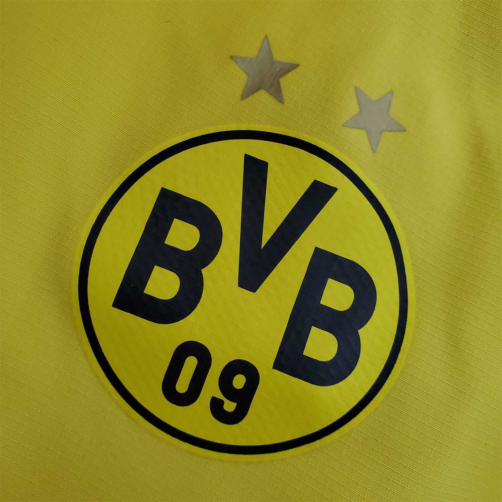 21-22 Dortmund yellowwhite windbreaker 1