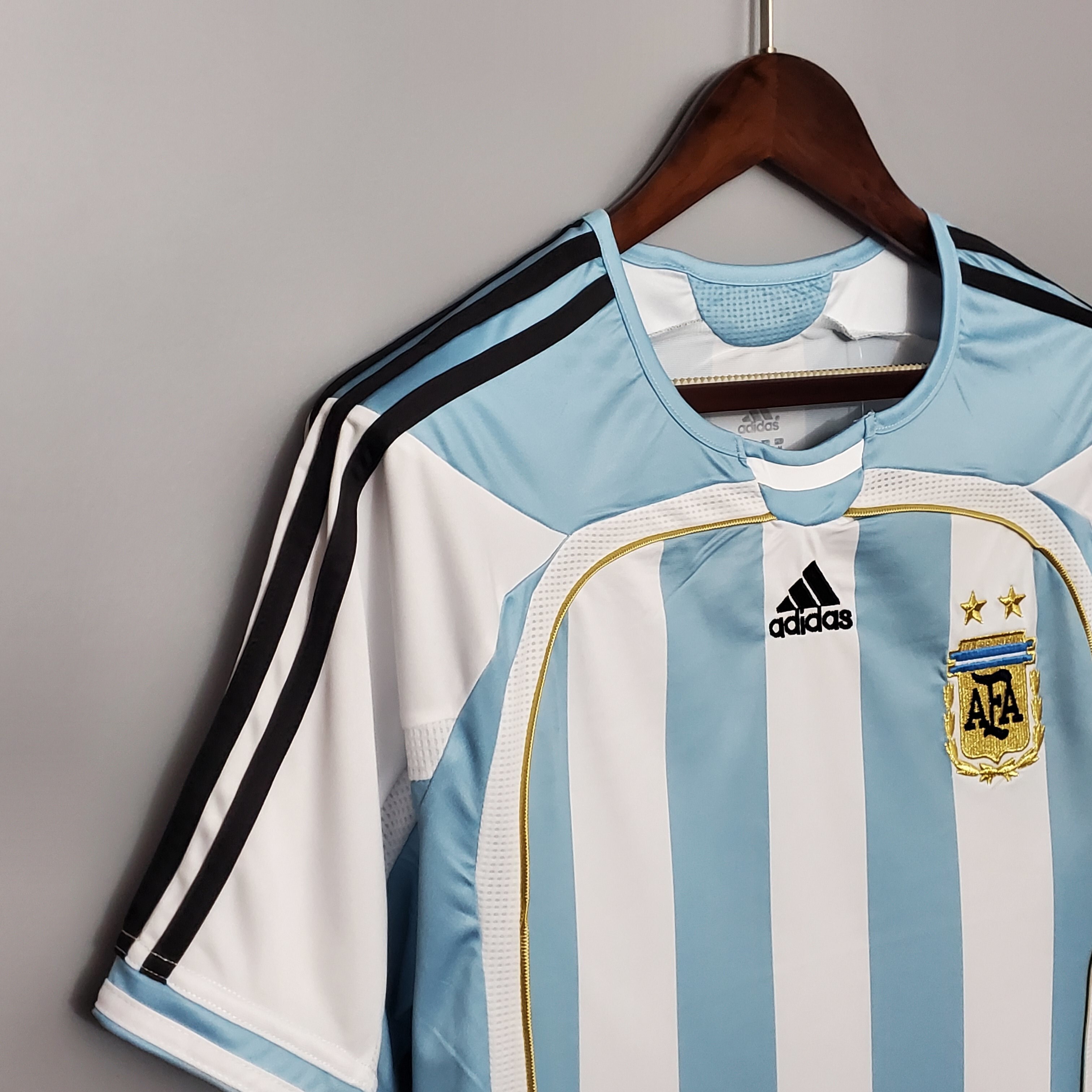 2006 Argentina home 12