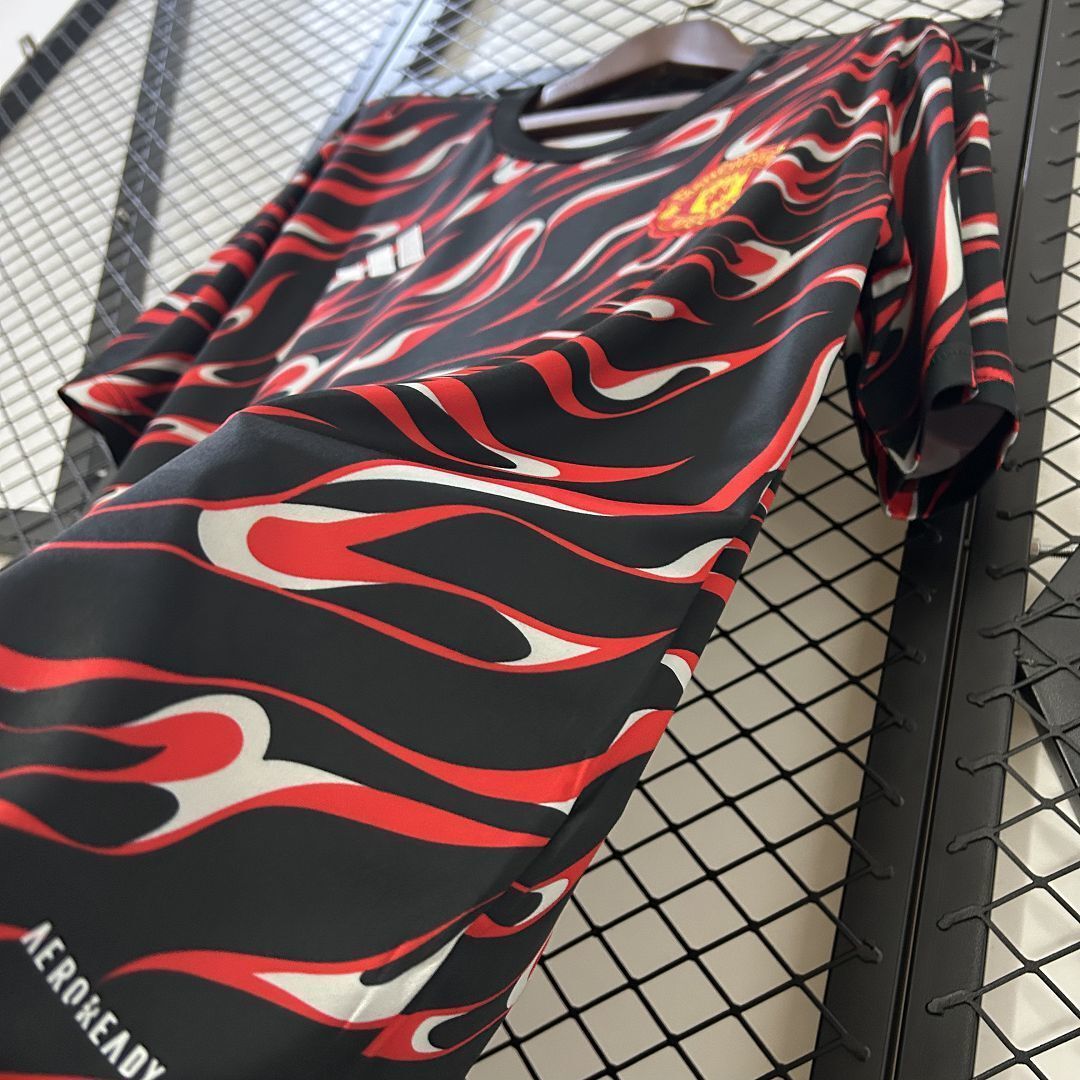 25-26 Manchester United Pre-Match Red Kit Soccer T-Shirt AAAAJersey Dropship Yupoo 3
