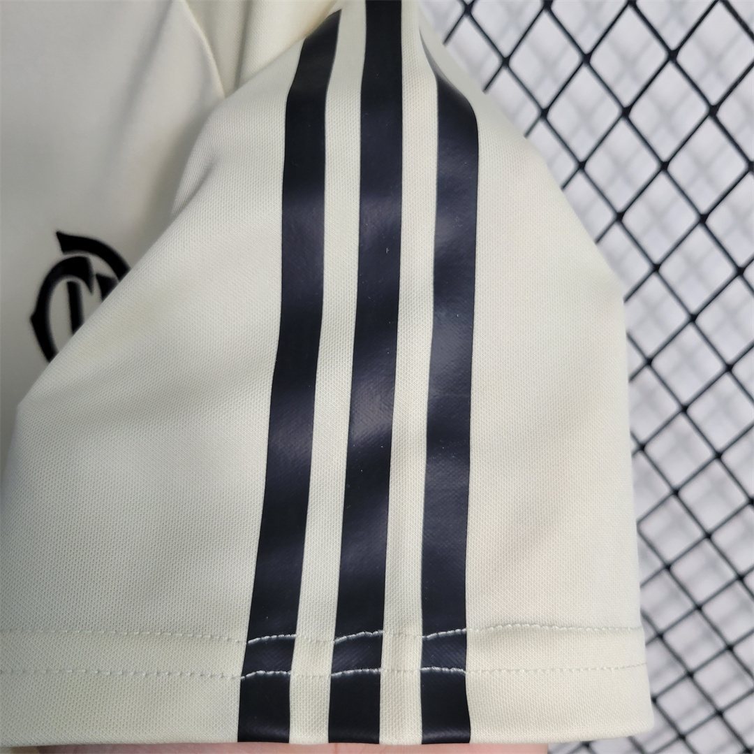 23-24 Flamengo training suit off-white 2