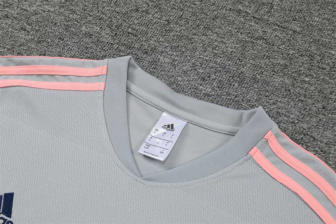 22-23 Arsenal training suit short sleeve kit Grey 14