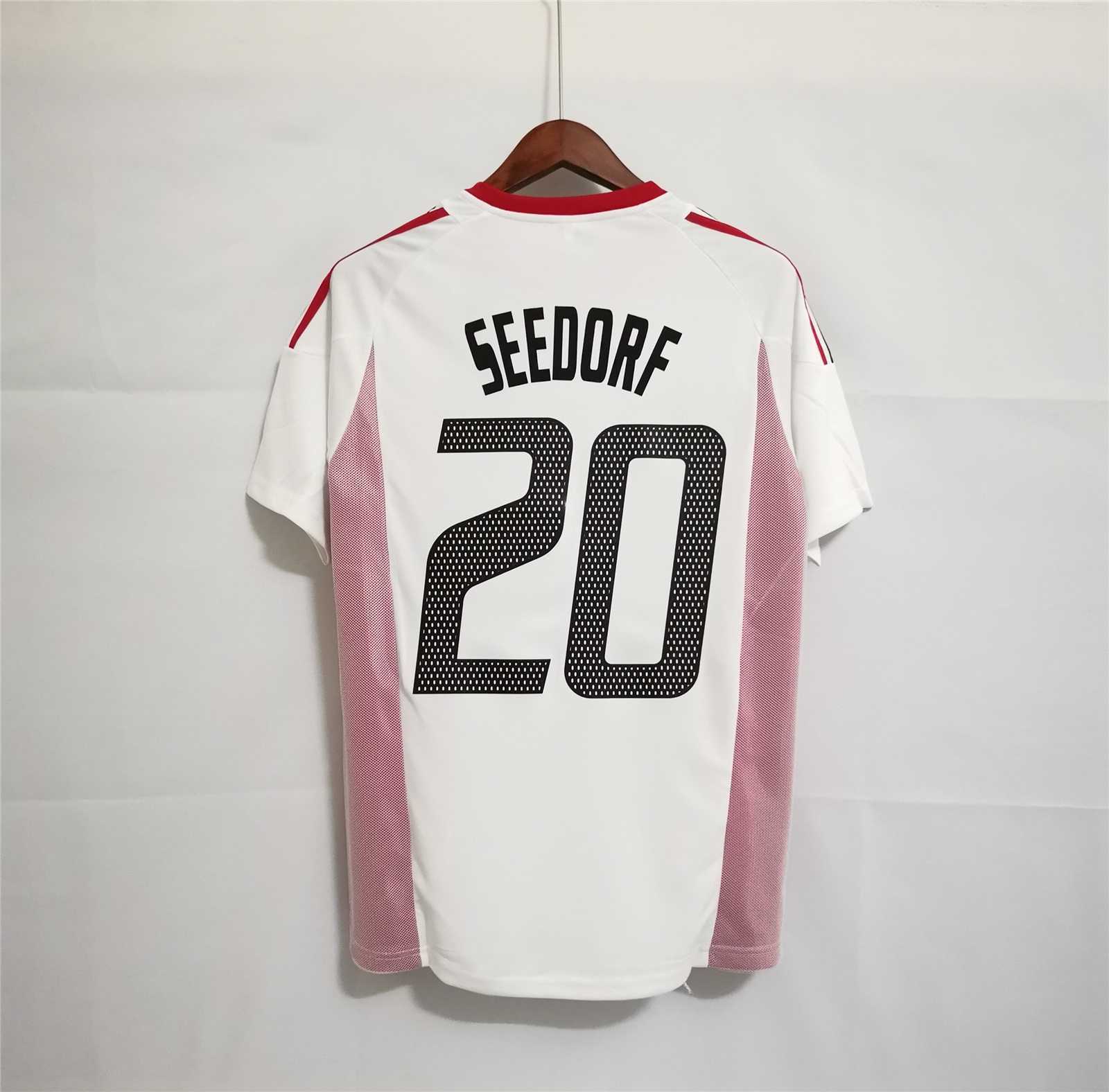 02-03 AC Milan away white 13