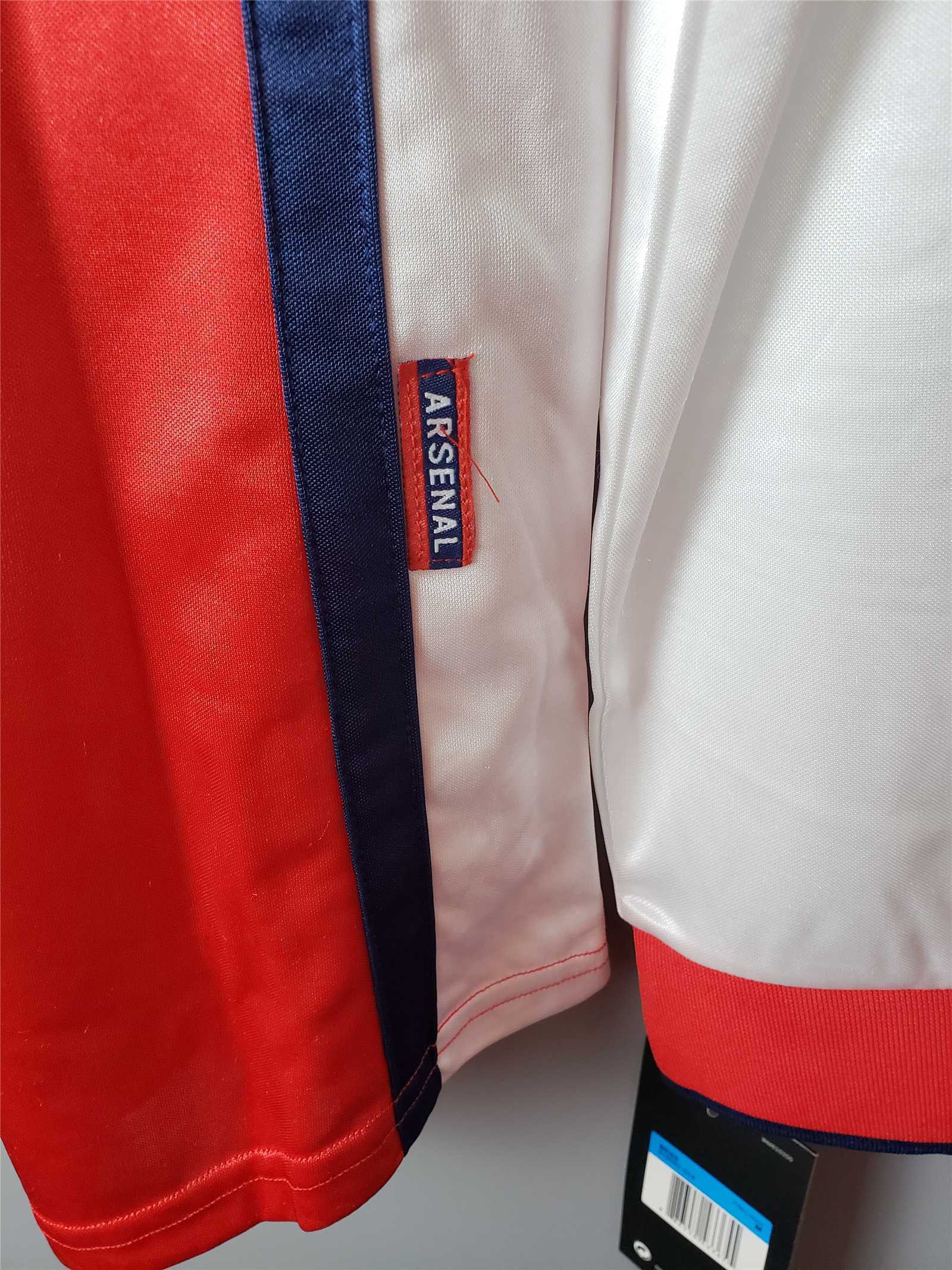 98-99 Arsenal home long sleeve 1