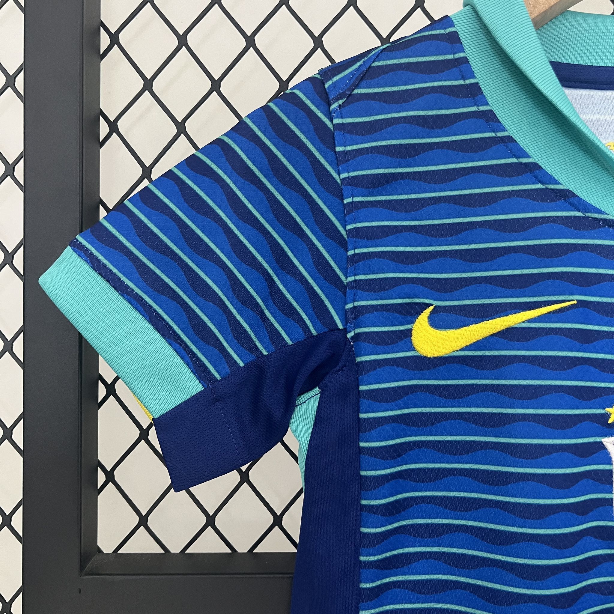 2024 Brazil Away Kid Kits Youth Apparels AAAAJersey Wholesale Yupoo 4