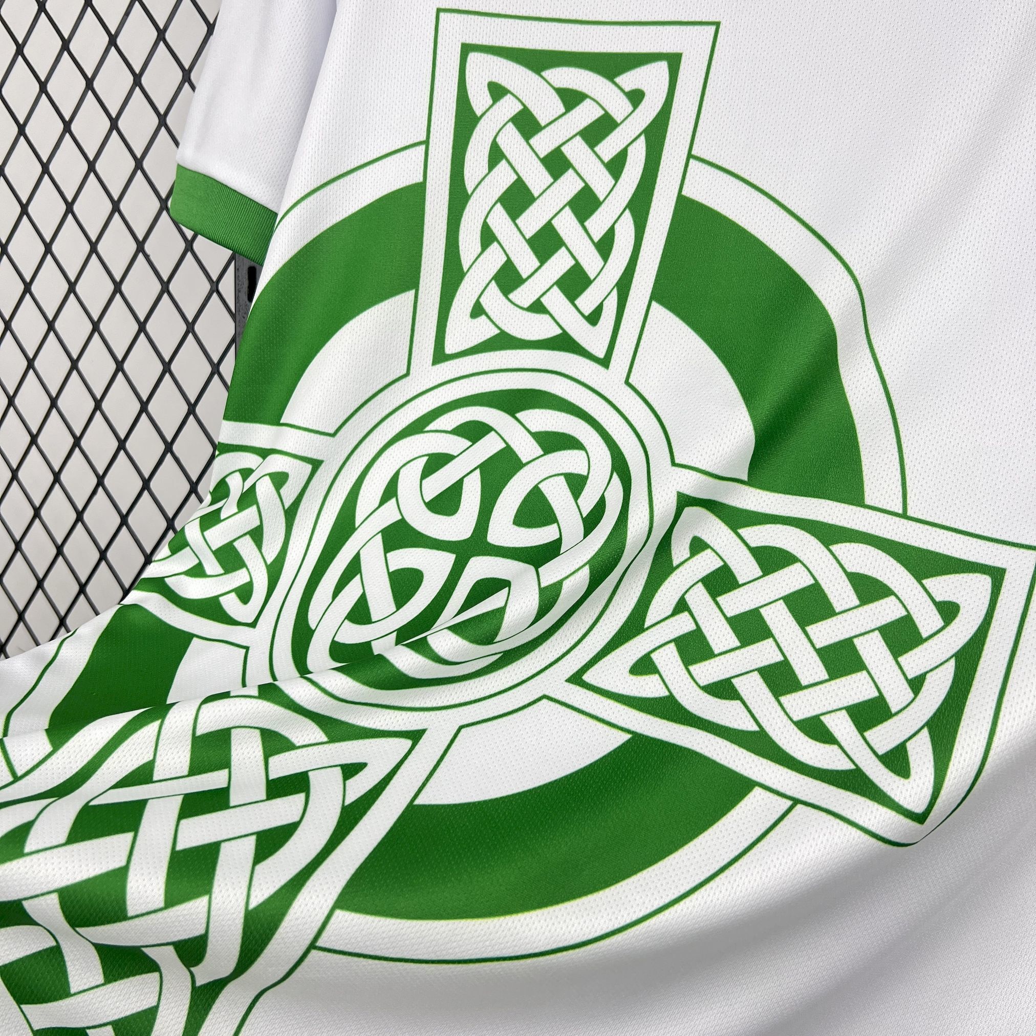 2026 Mens Retro Ireland Celtic Cross False9 Soccer T-Shirt AAAAJersey Dropship Yupoo 3