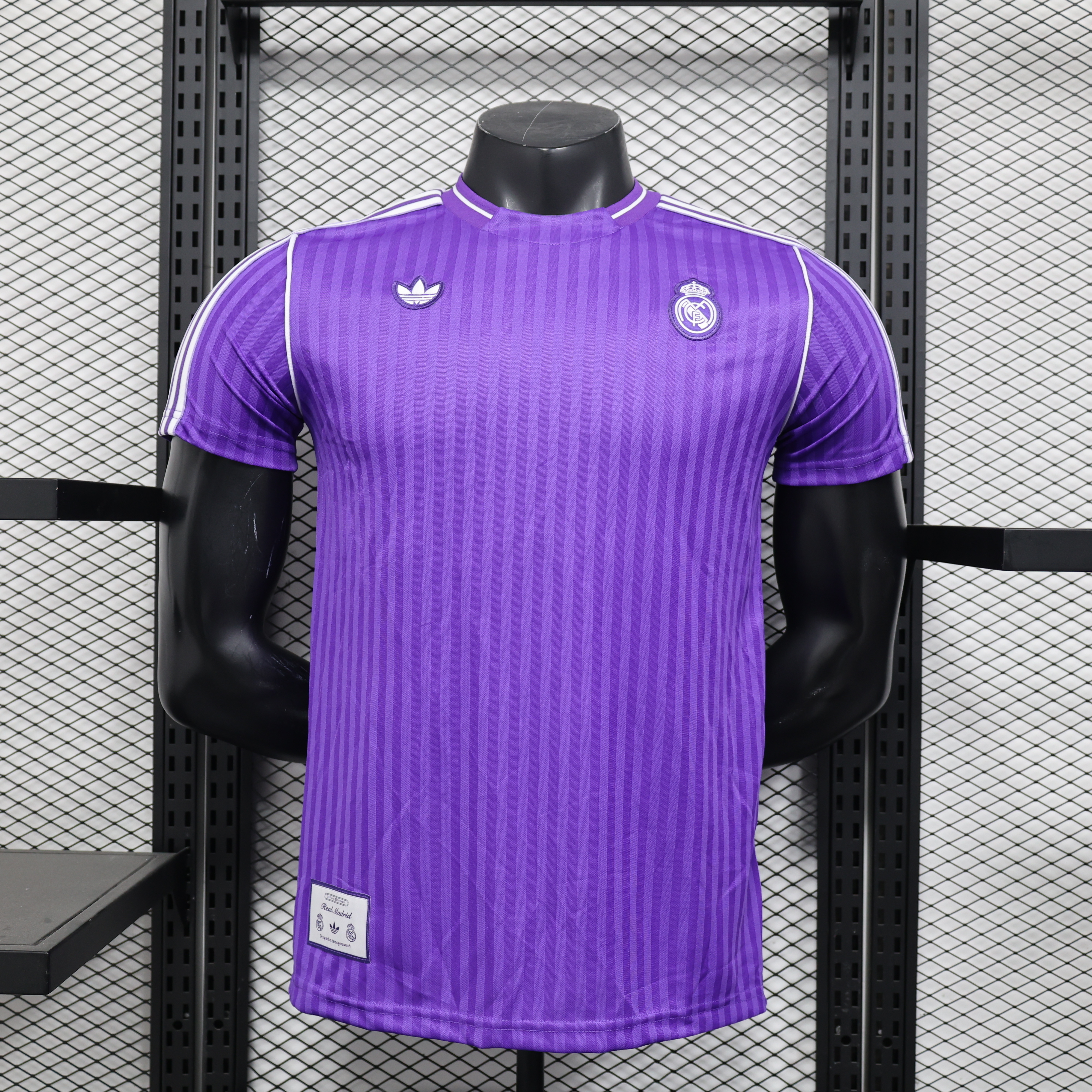 25-26 Real Madrid Casual Purple Retro Style Football Shirt Apparels AAAAJersey Wholesale Yupoo