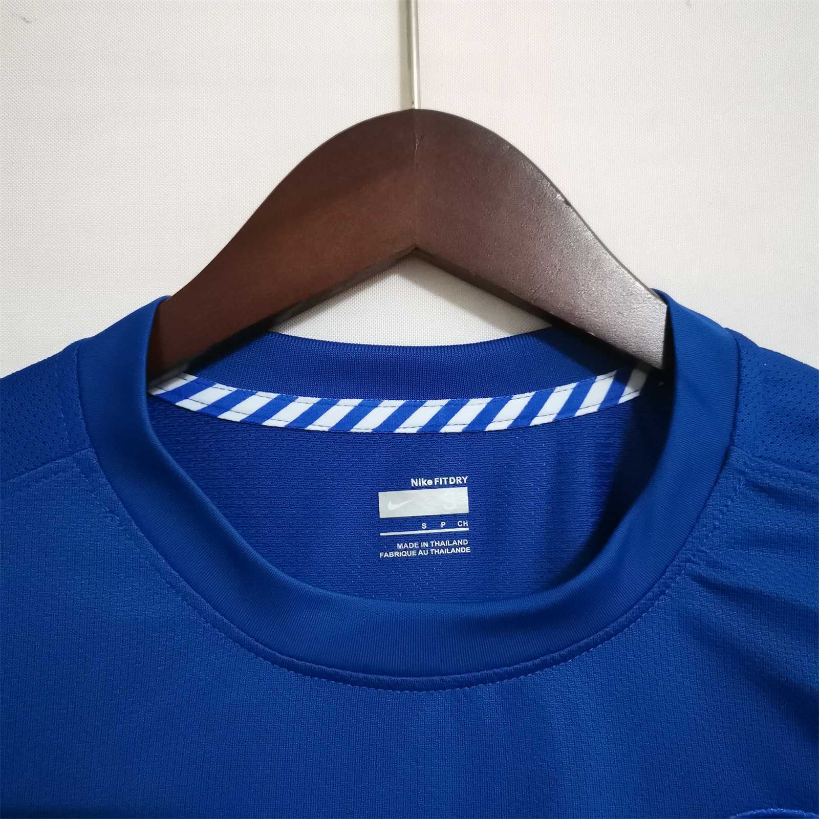 08-09 Manchester United blue away long sleeve 11