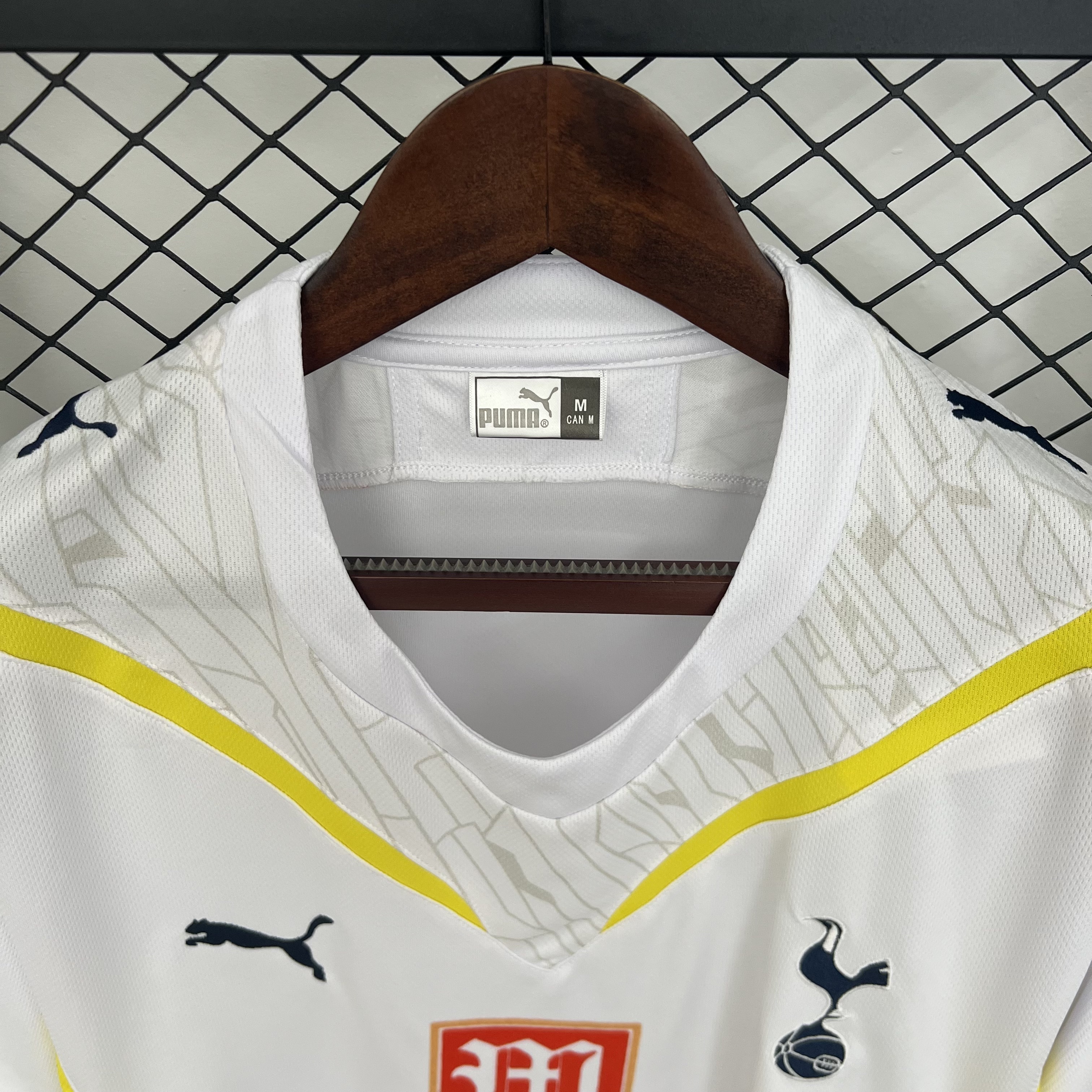 09-10 Tottenham HotSpur Home Retro Kit Vintage Cheap Shirt AAAAJersey Wholesale Yupoo 1