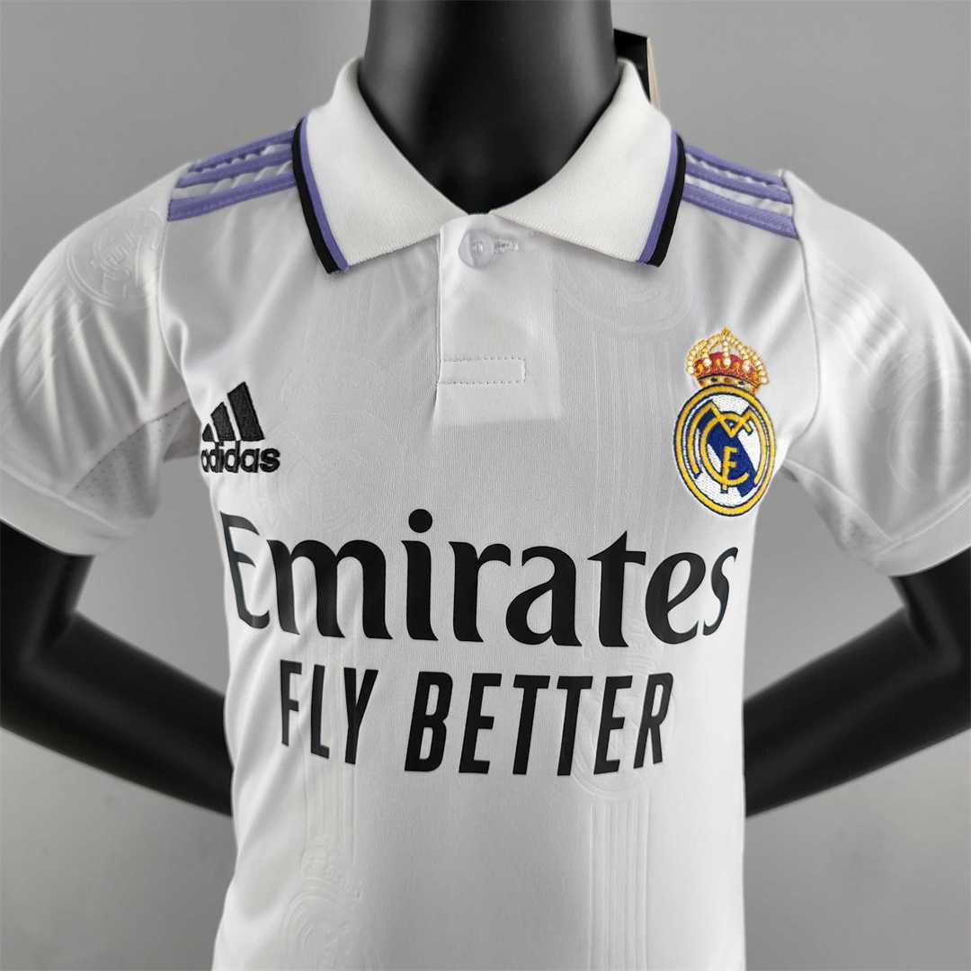 22-23 Real Madrid home kids kit 10