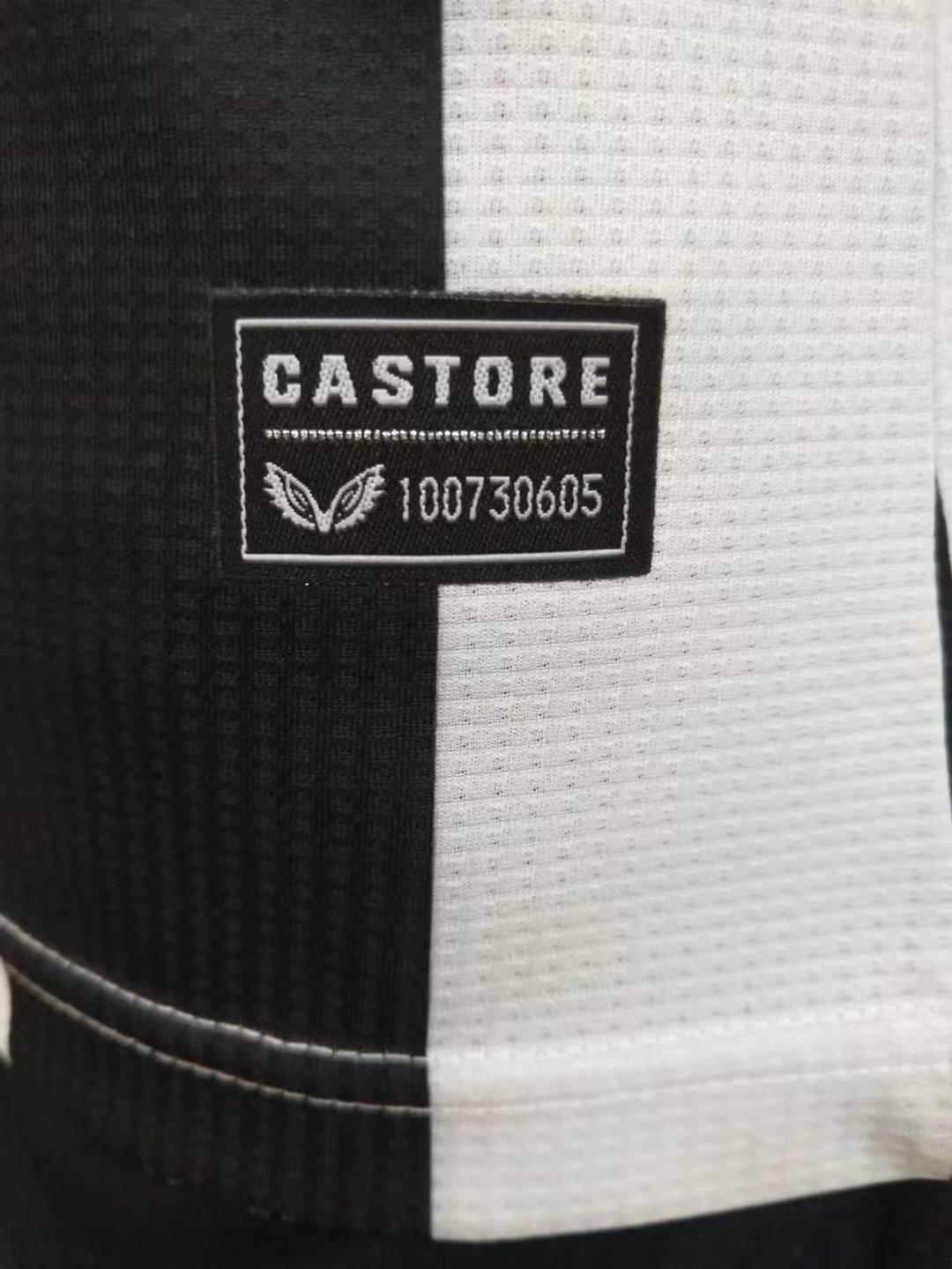 22-23 Newcastle home player version 4