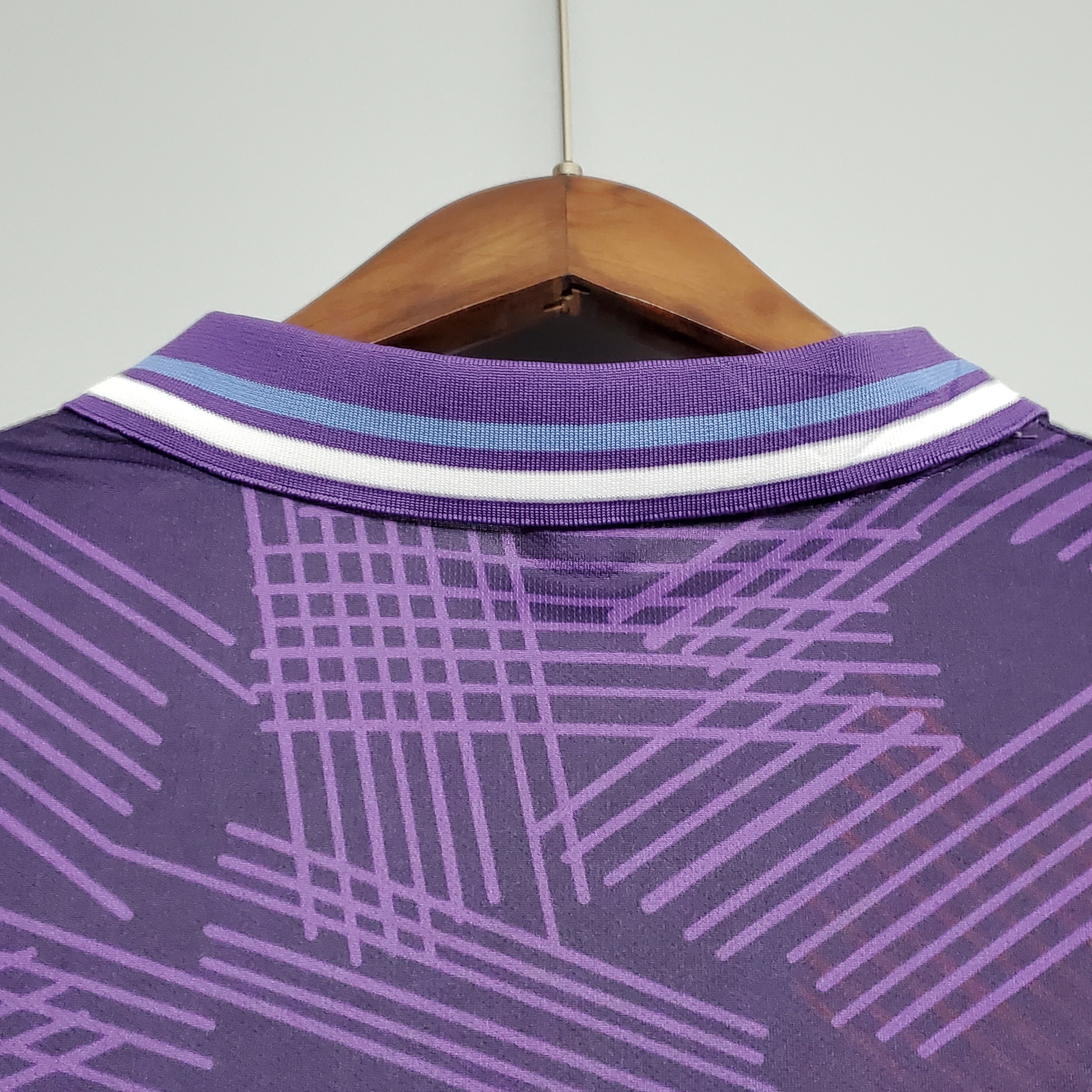 92-93 Fiorentina home 3