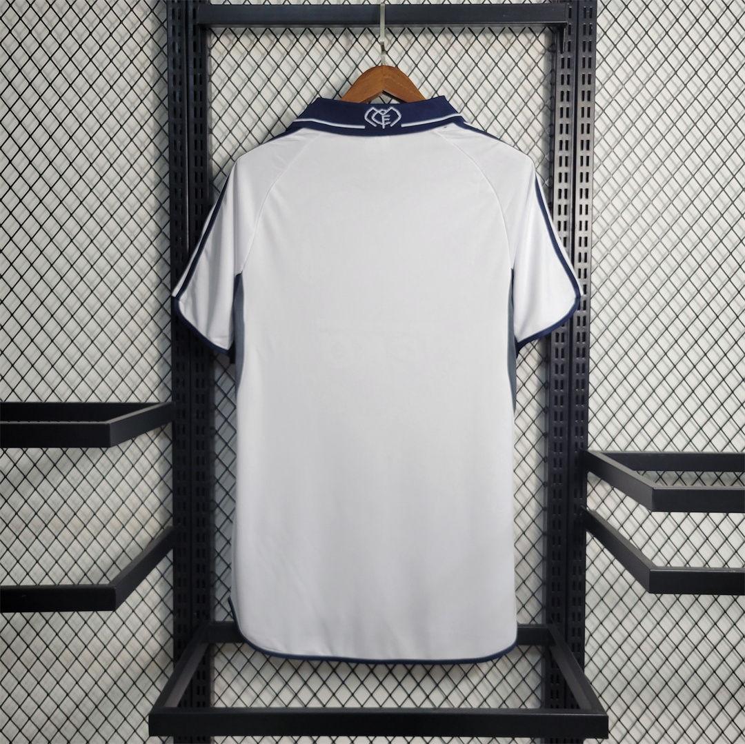 00-01 Real Madrid home 5