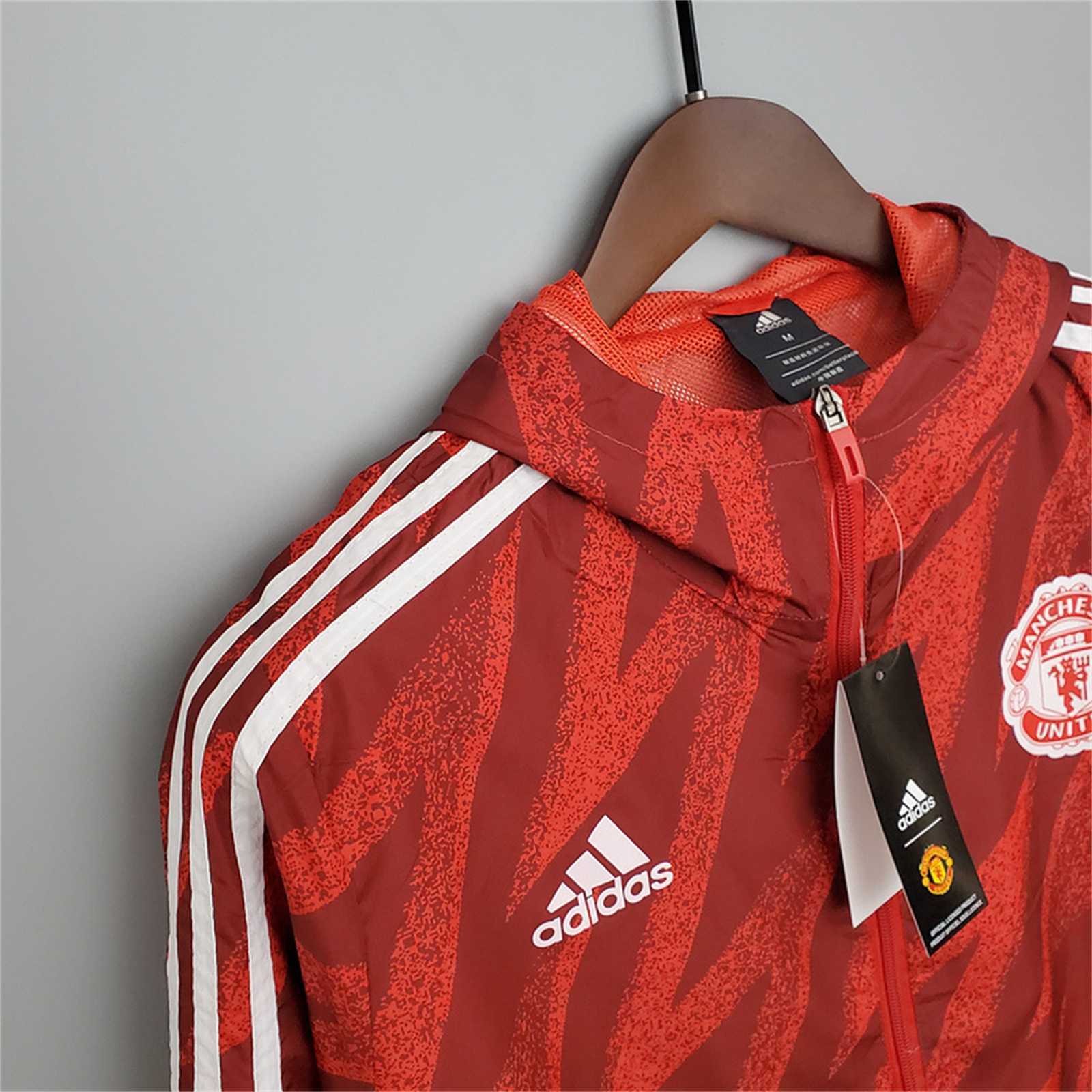 21-22 Manchester United red windbreaker 8