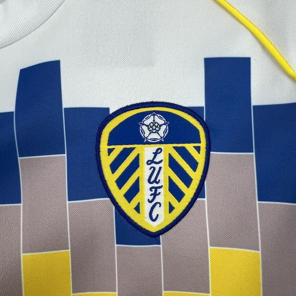 25-26 Leeds United Home Shirt Football Apparels AAAAJersey Supply Yupoo 7