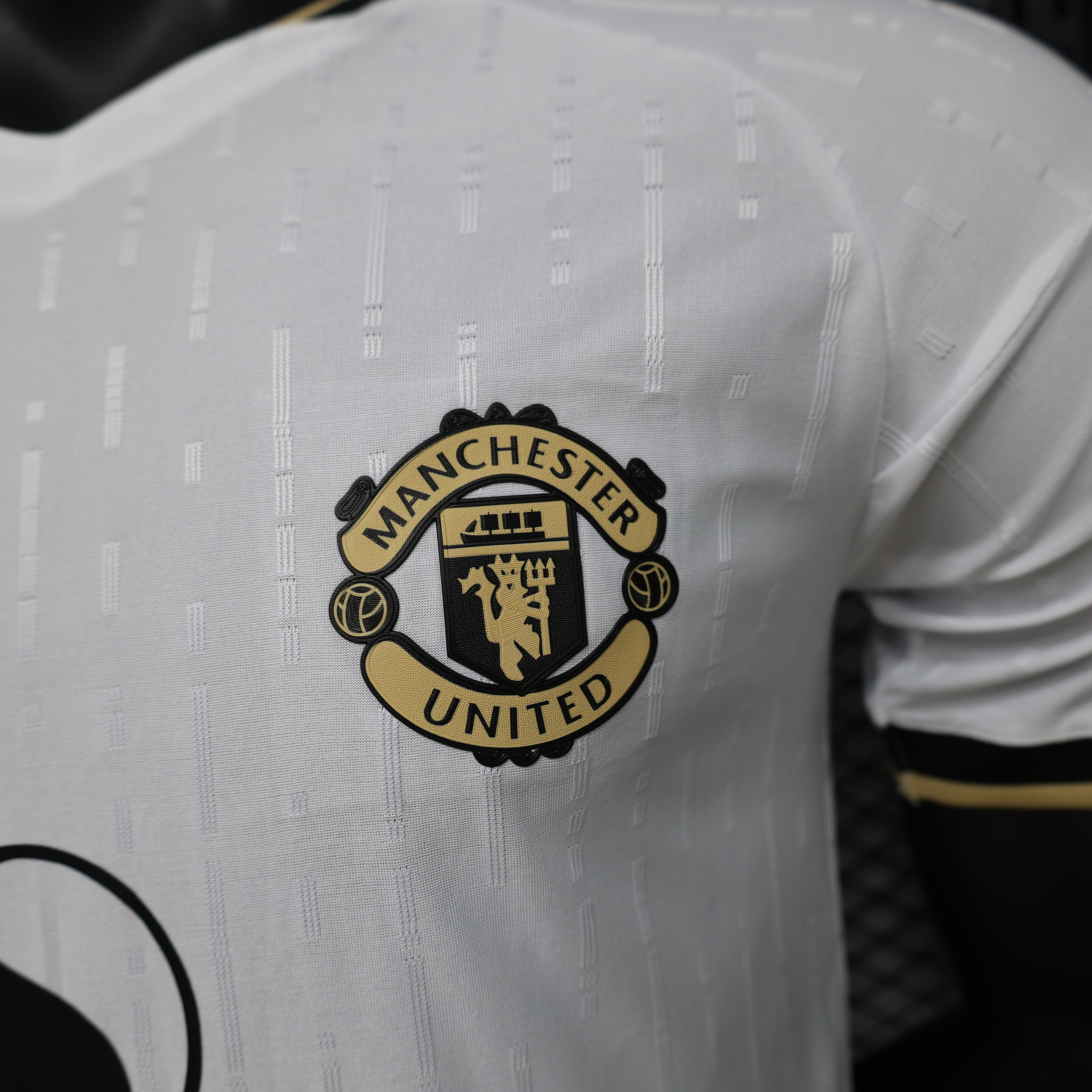 26-27 Manchester United Mens Kit Special Edition Player Soccer Shirt AAAAJersey Supply Yupoo 9 6